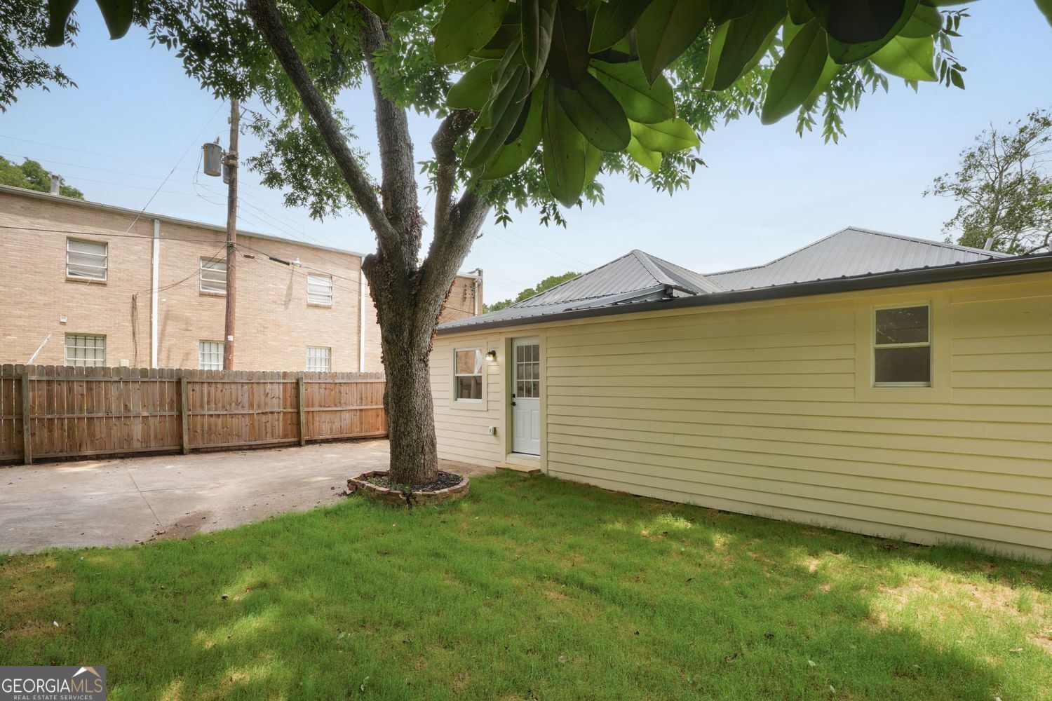 837 Dill Avenue SW