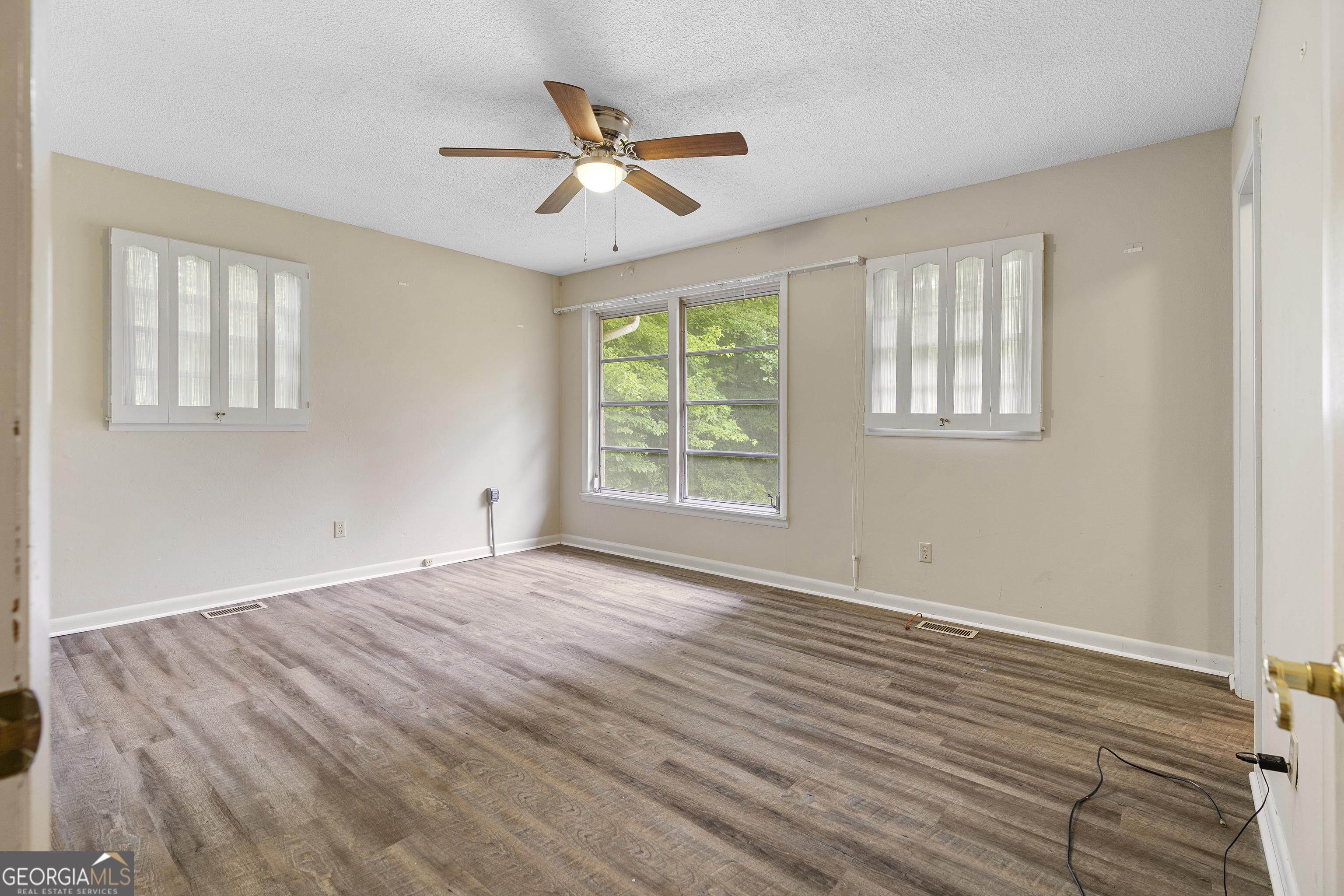 54 Ridgewood Drive