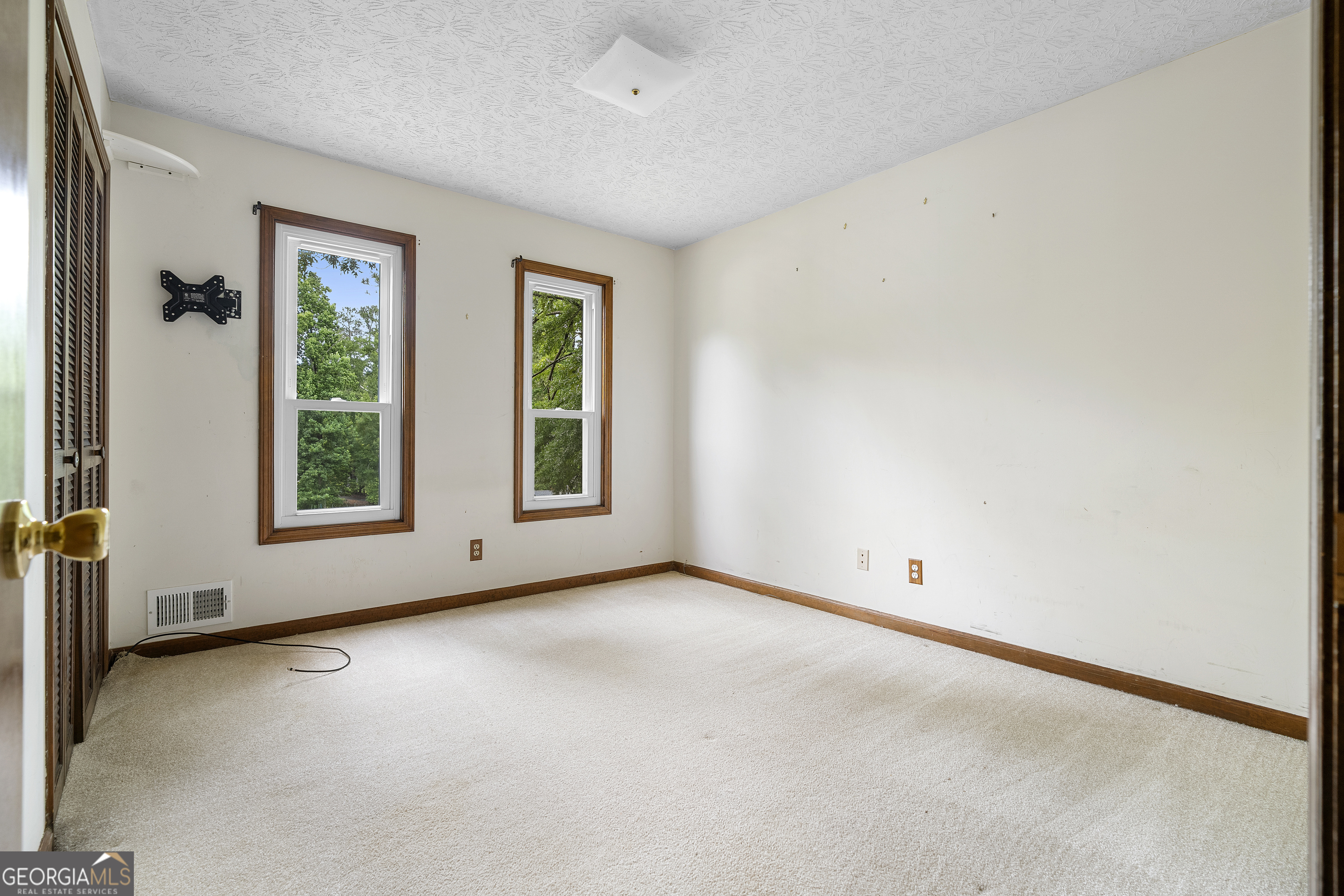 3260 Creek Hollow Drive