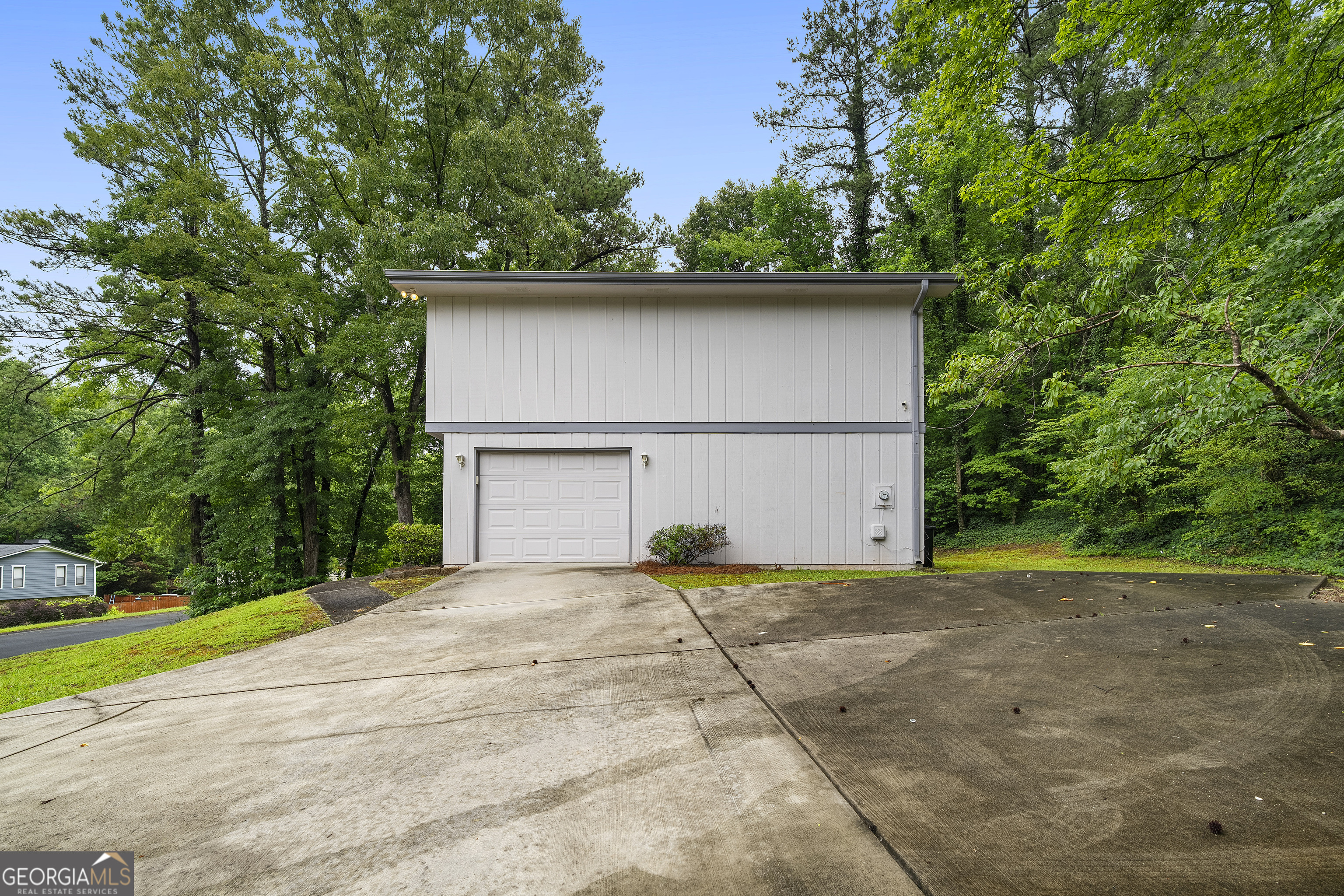 3260 Creek Hollow Drive