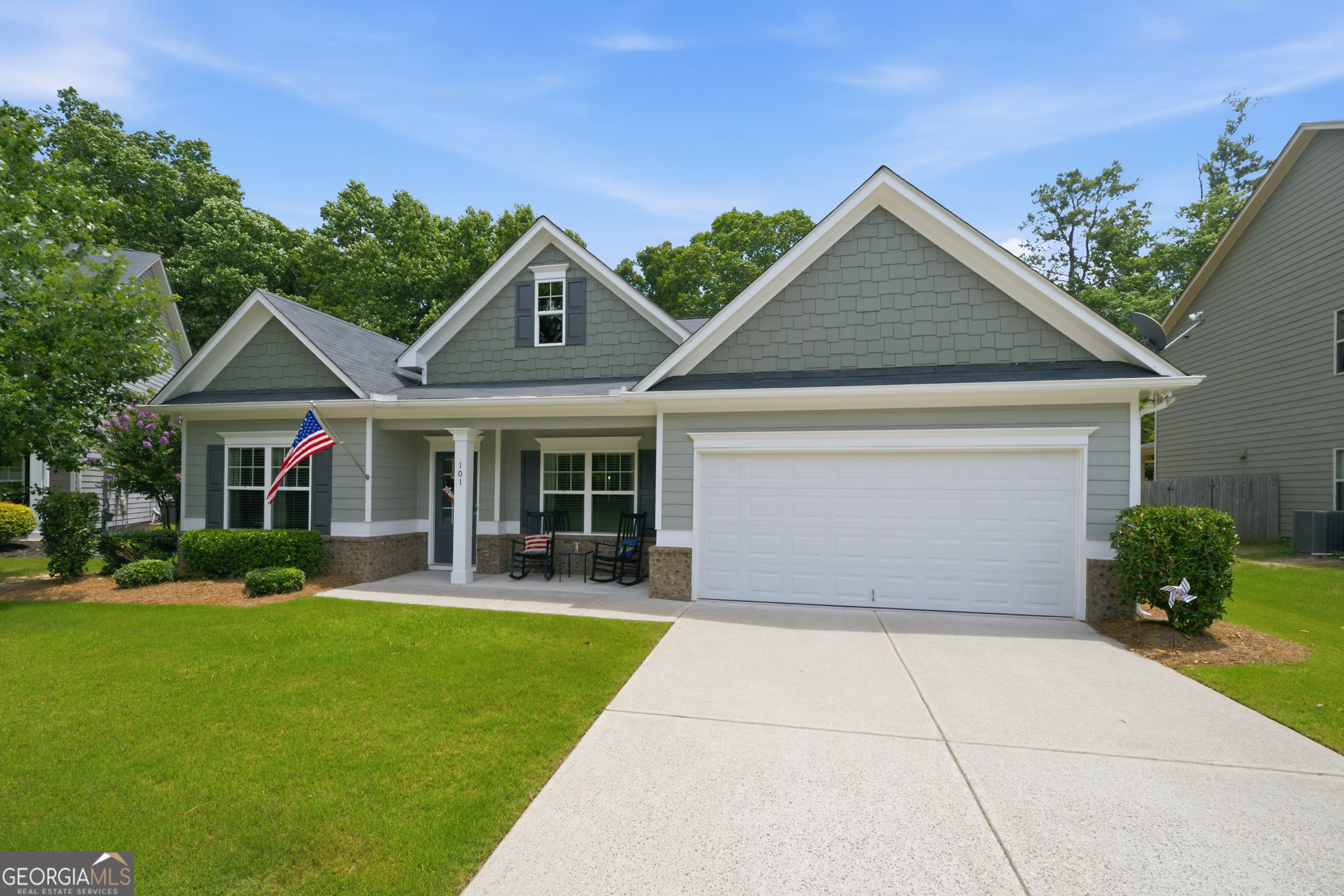 101 Cherokee Reserve Circle