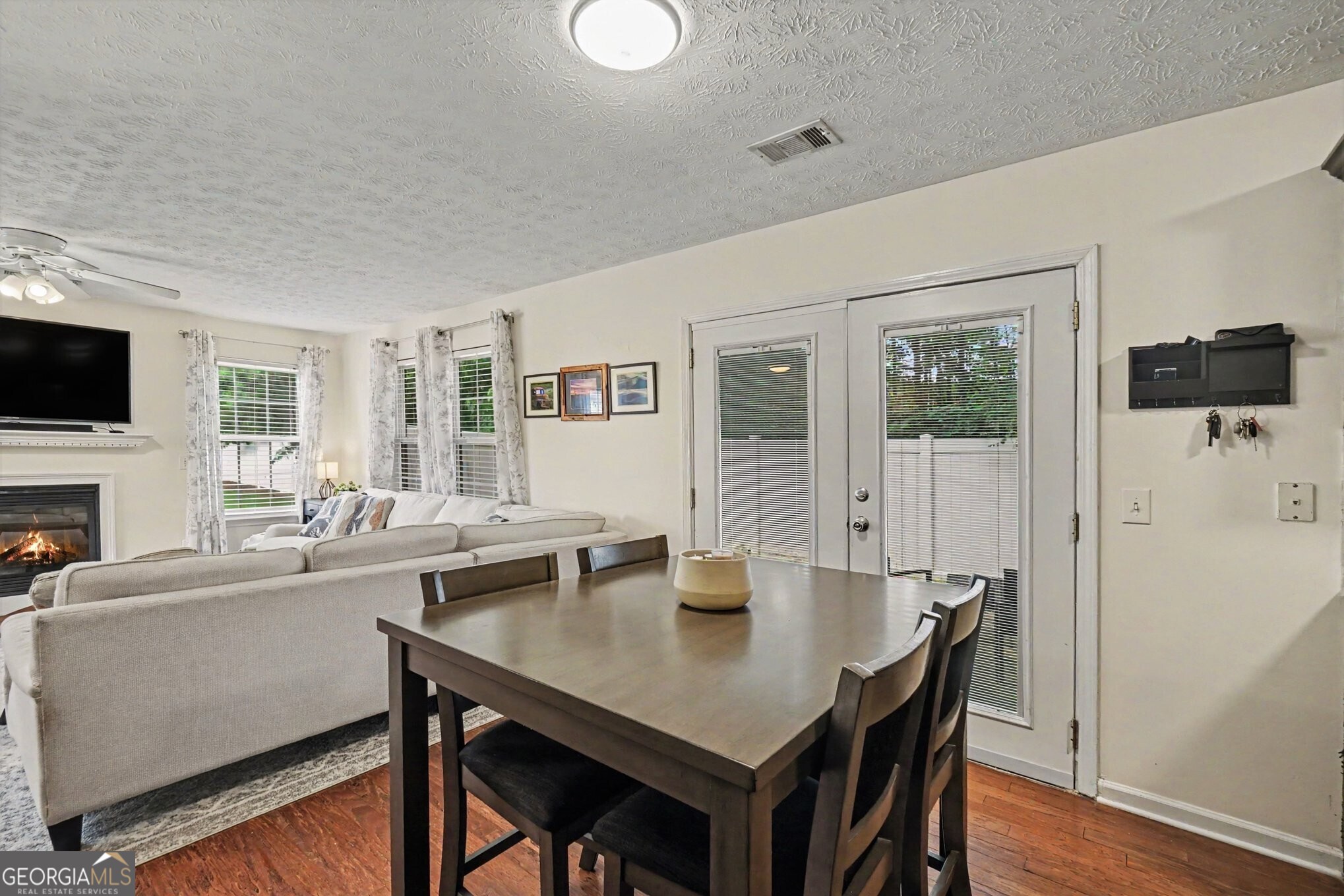 321 Windcroft Lane NW