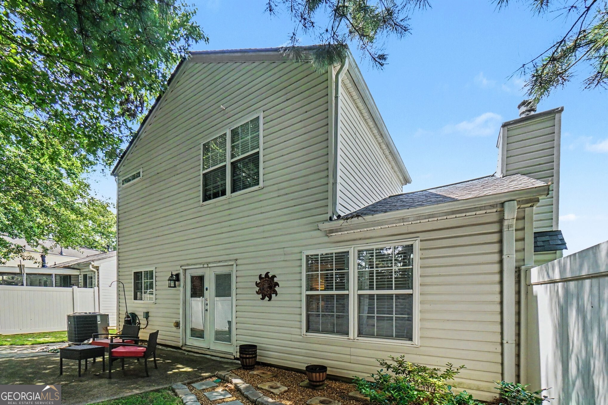 321 Windcroft Lane NW