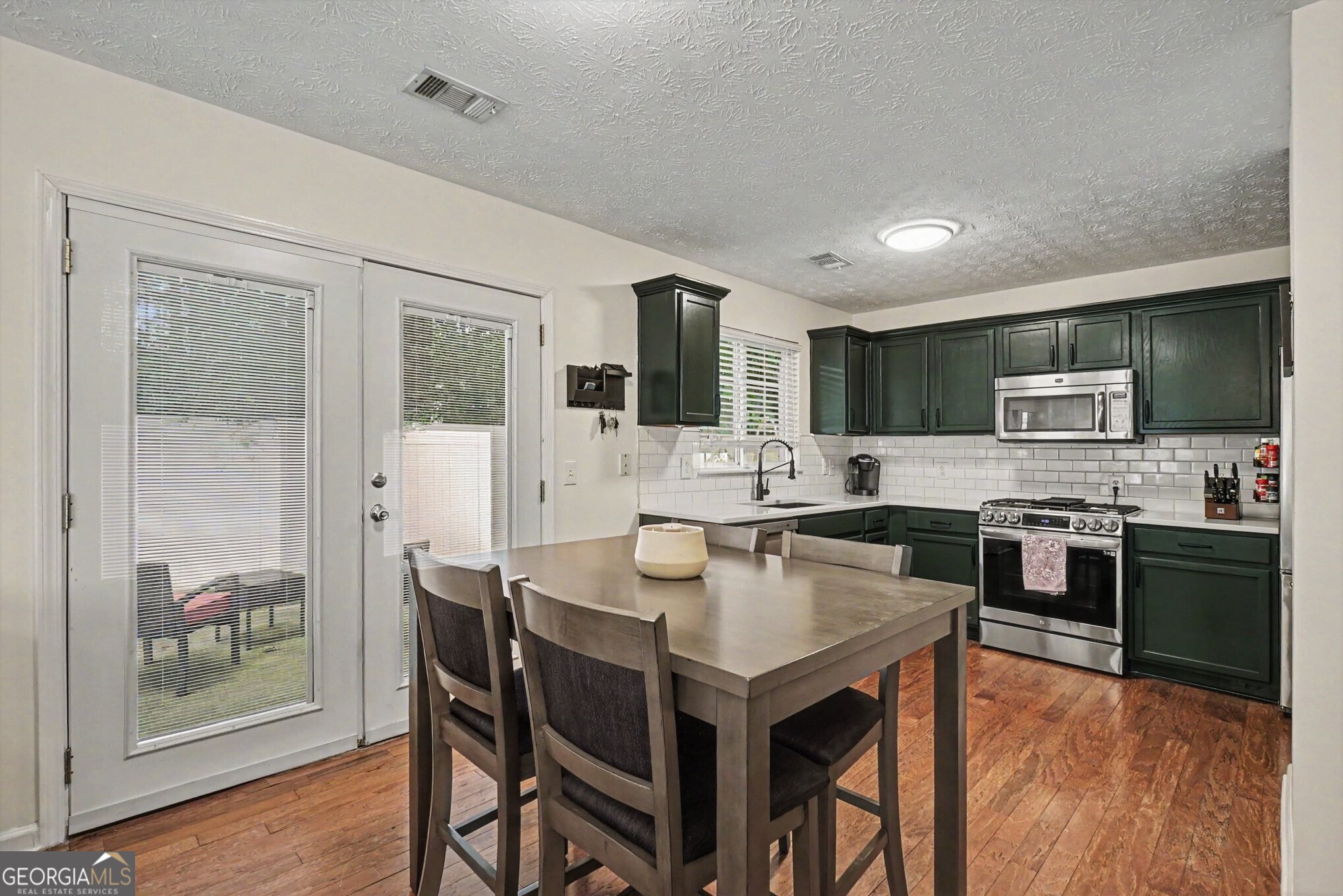 321 Windcroft Lane NW