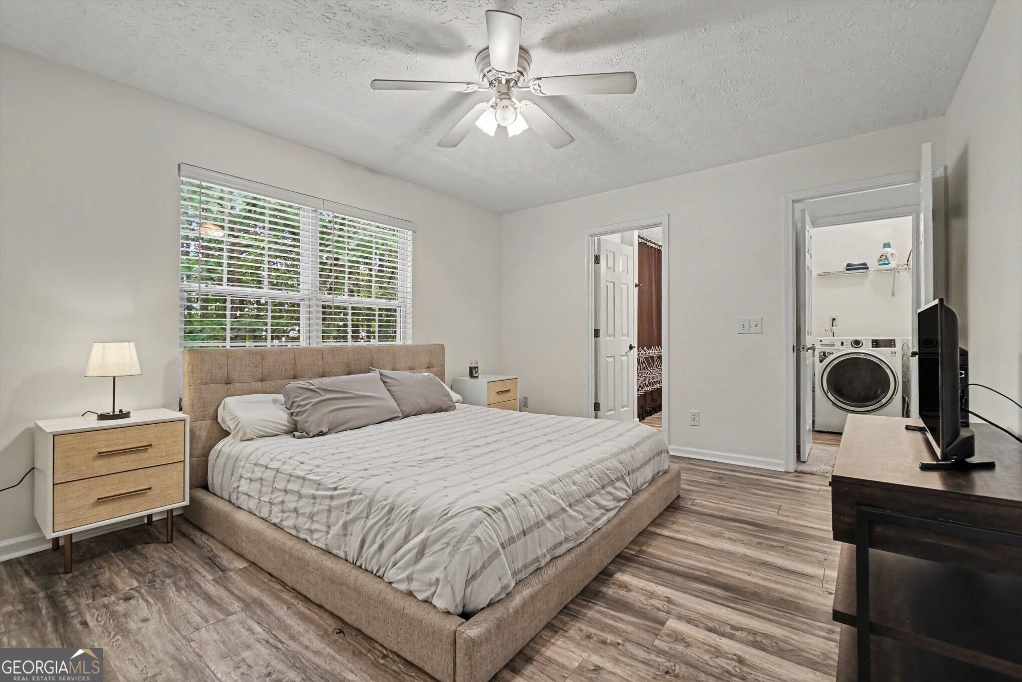 321 Windcroft Lane NW
