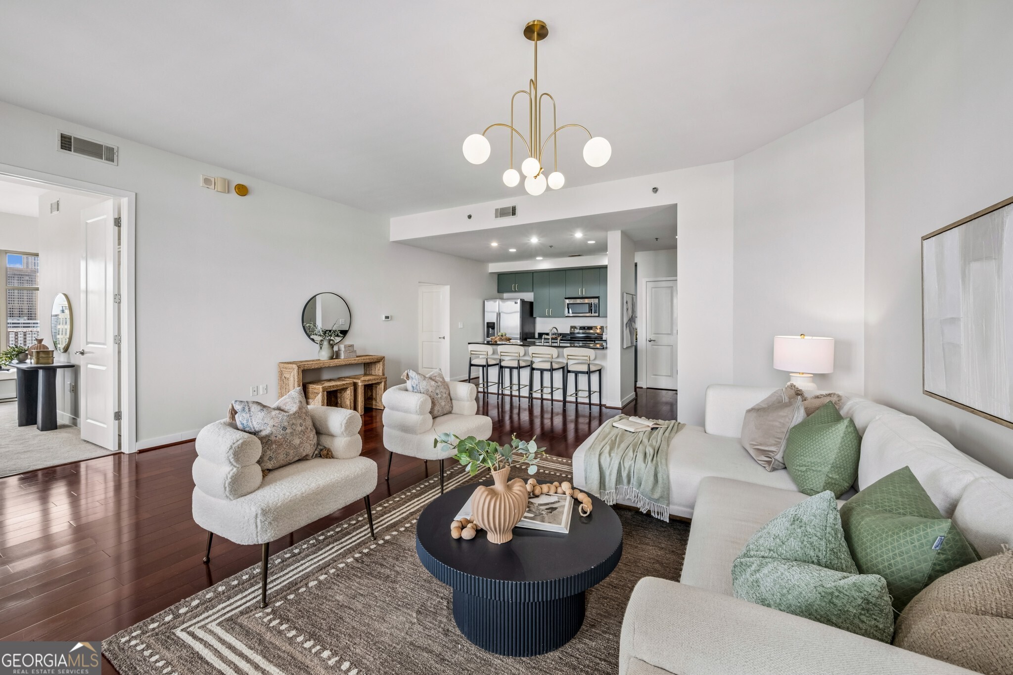 565 Peachtree Street NE # 1610