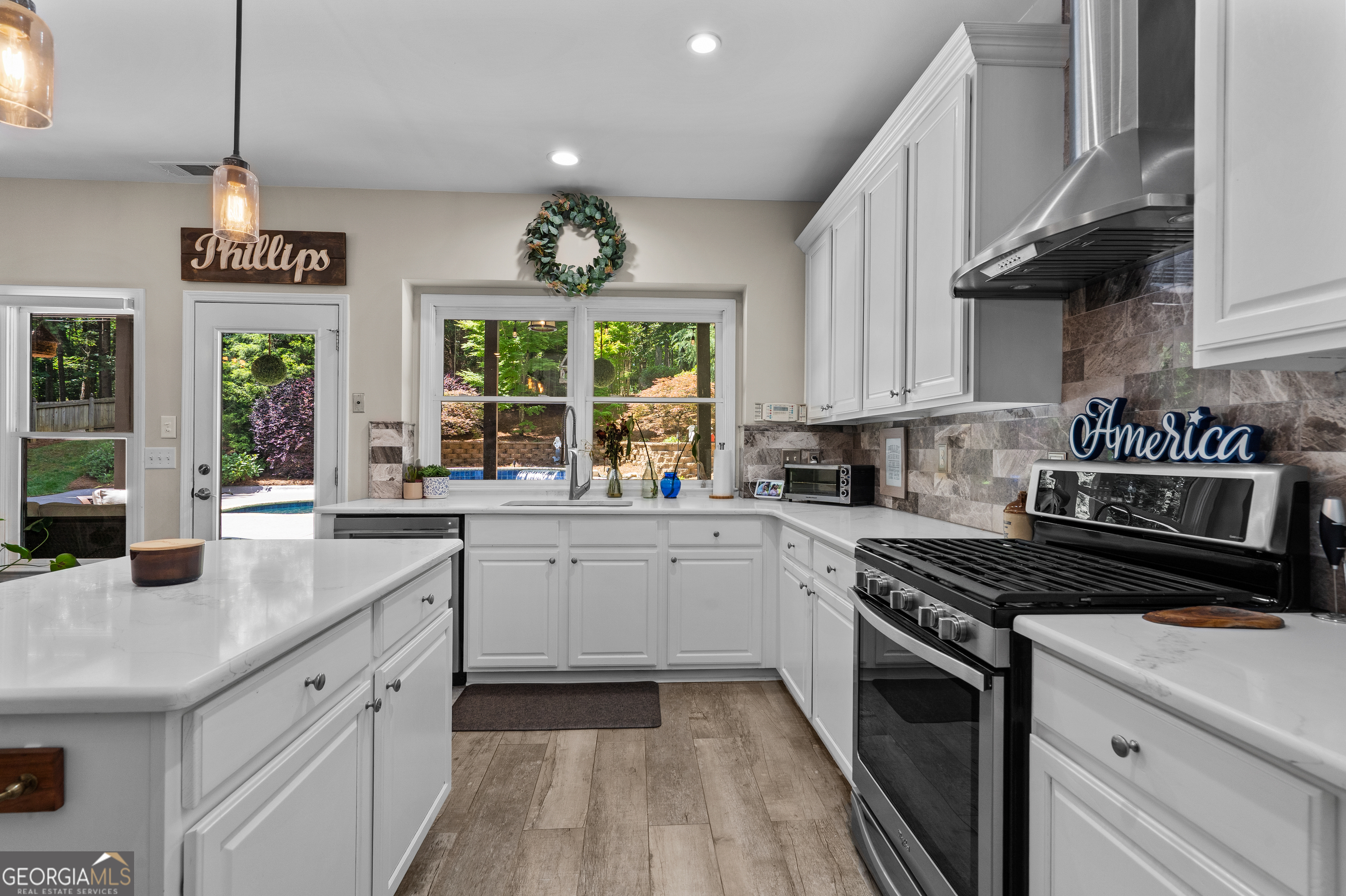 1105 Regiment Drive NW