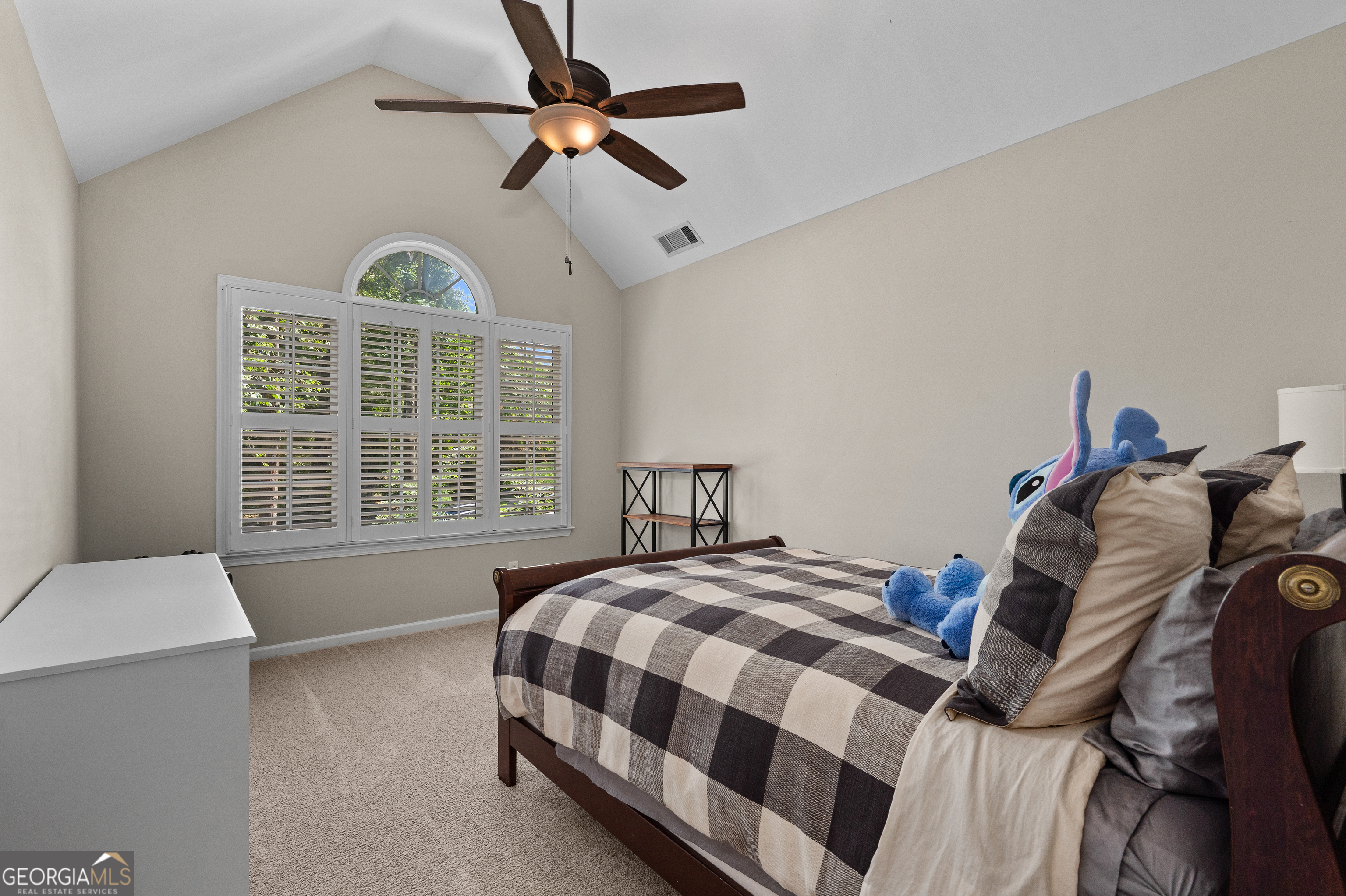 1105 Regiment Drive NW