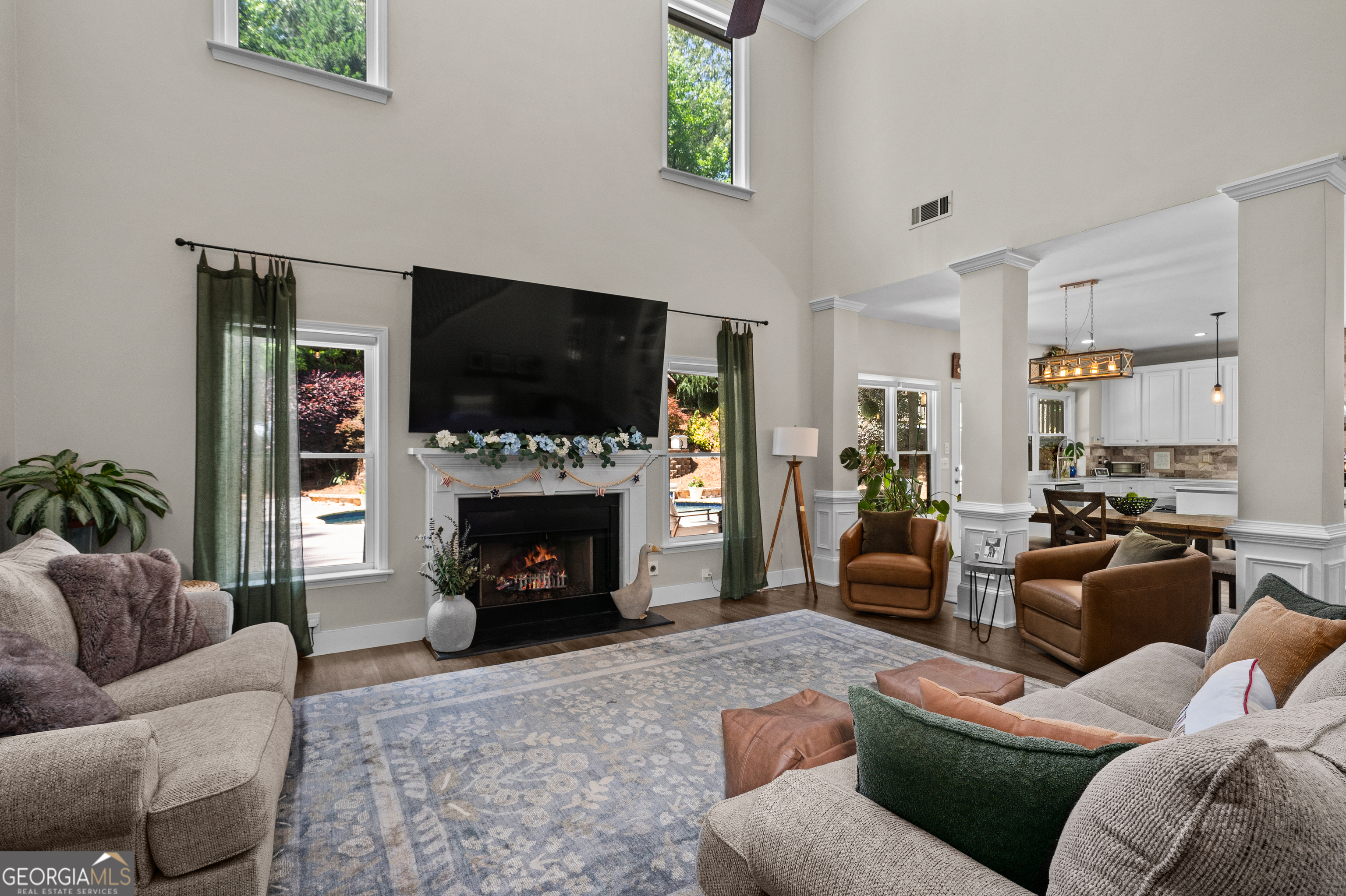 1105 Regiment Drive NW