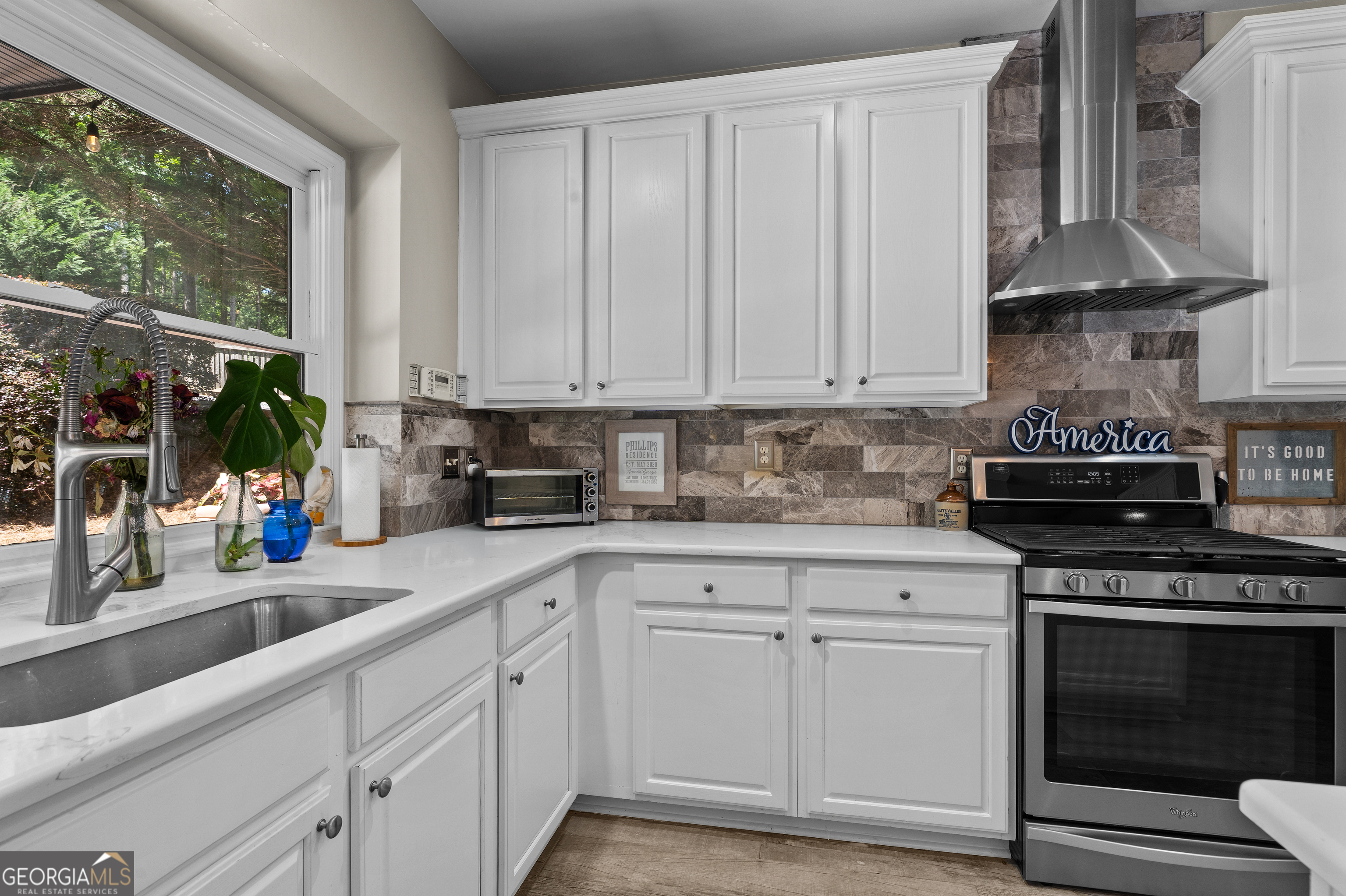1105 Regiment Drive NW