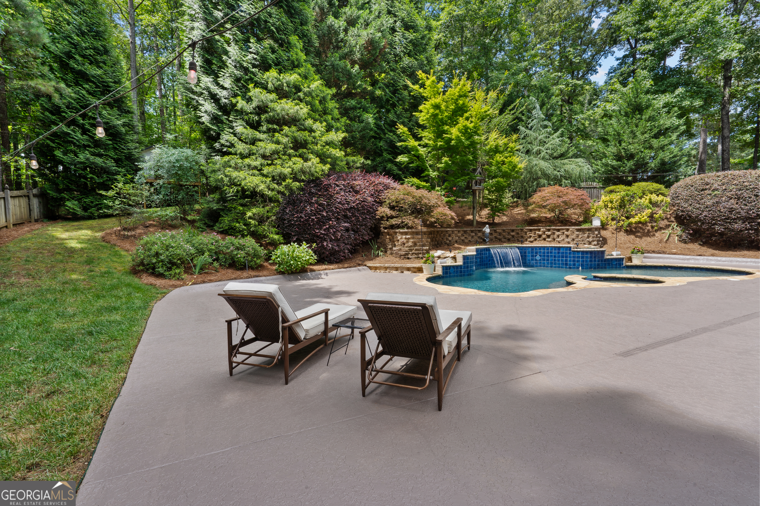 1105 Regiment Drive NW