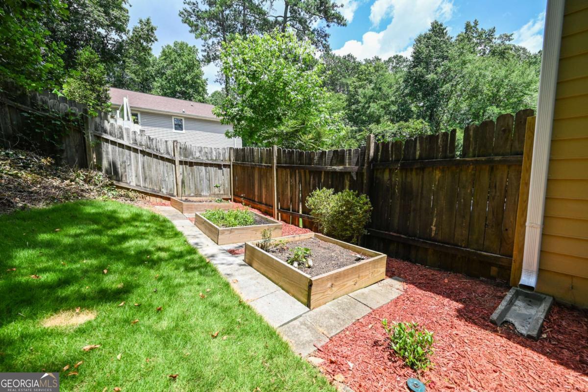3301 Rae Place