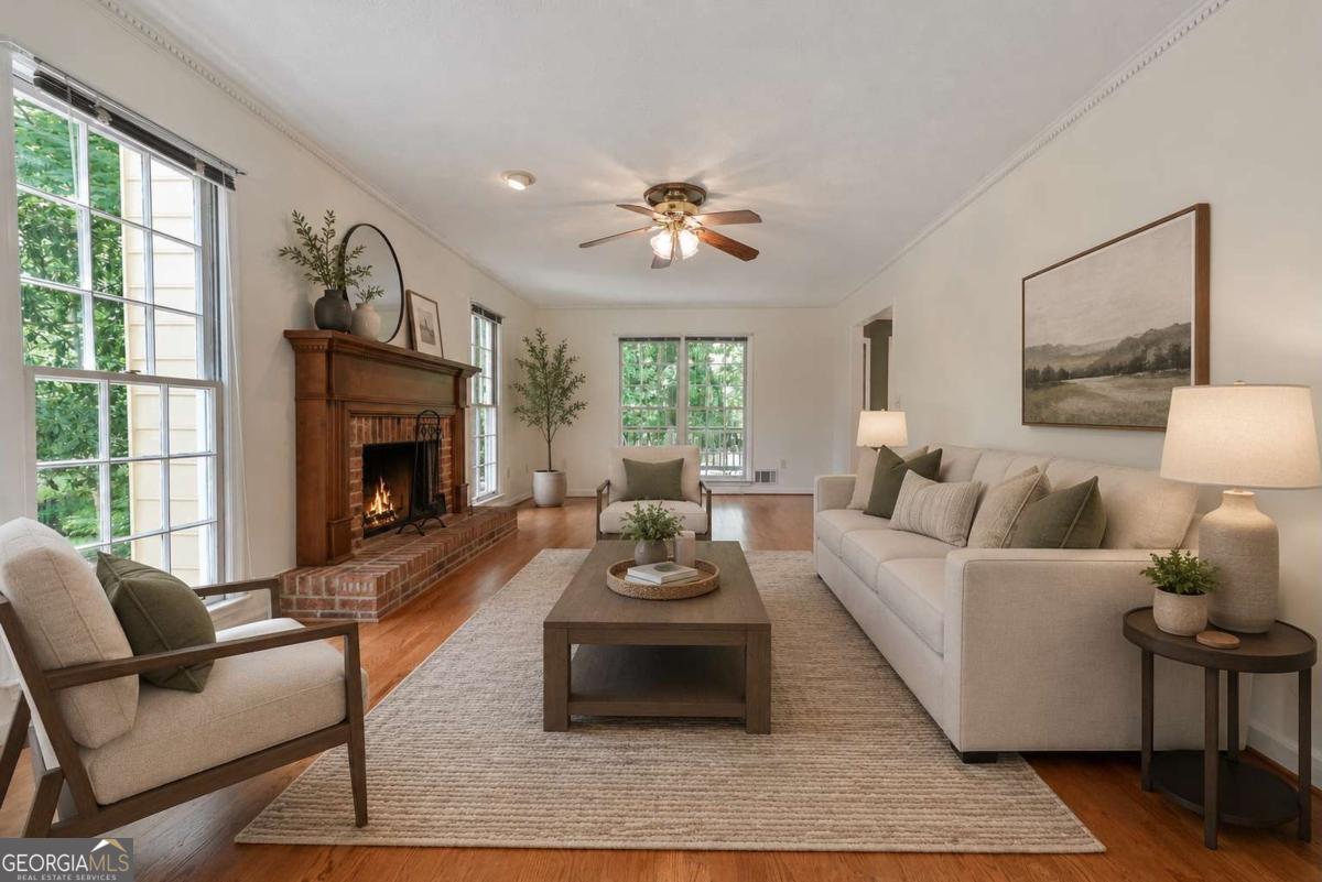 3301 Rae Place