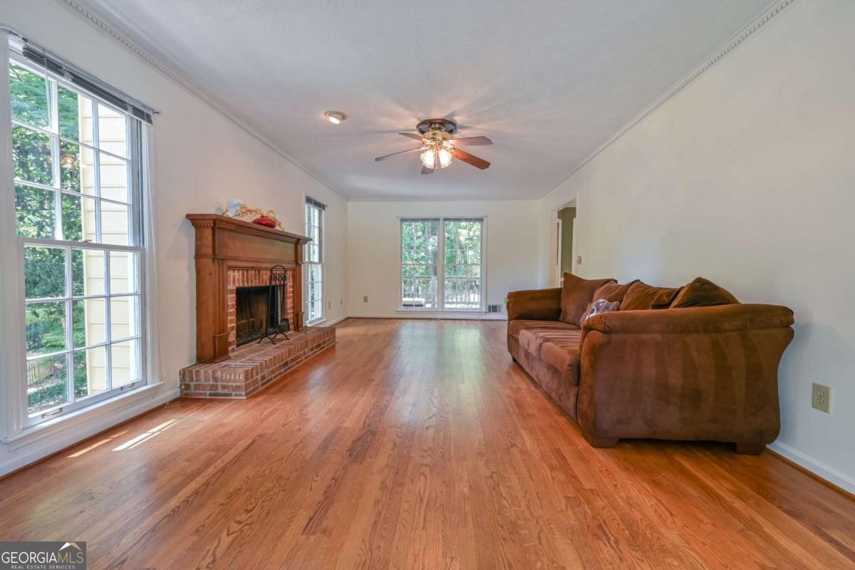 3301 Rae Place