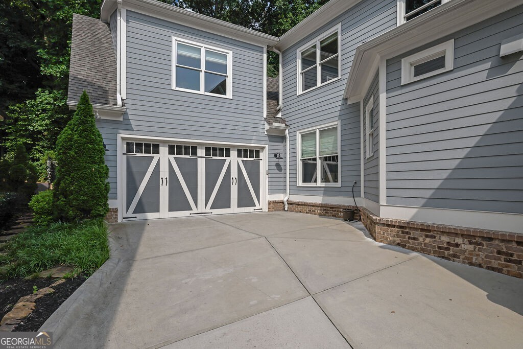 5690 Vineyard Park Trail
