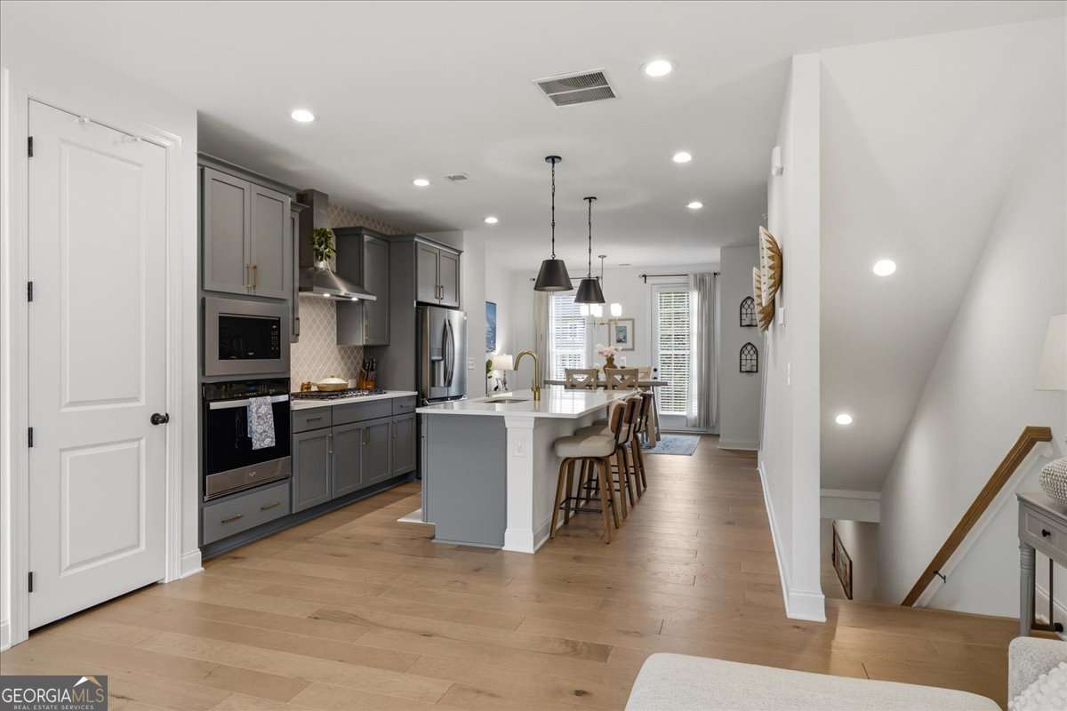 4236 Baden Alley