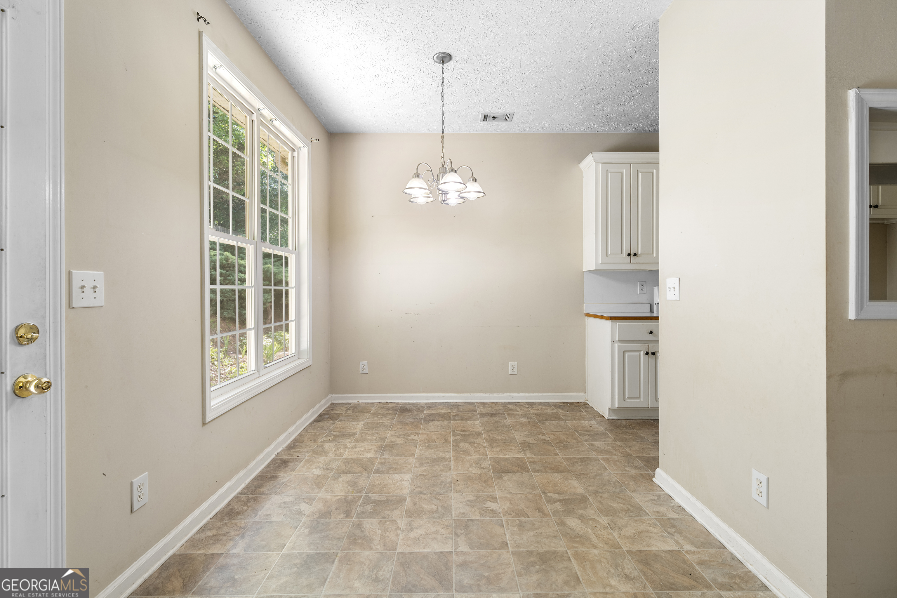 314 Apache Drive