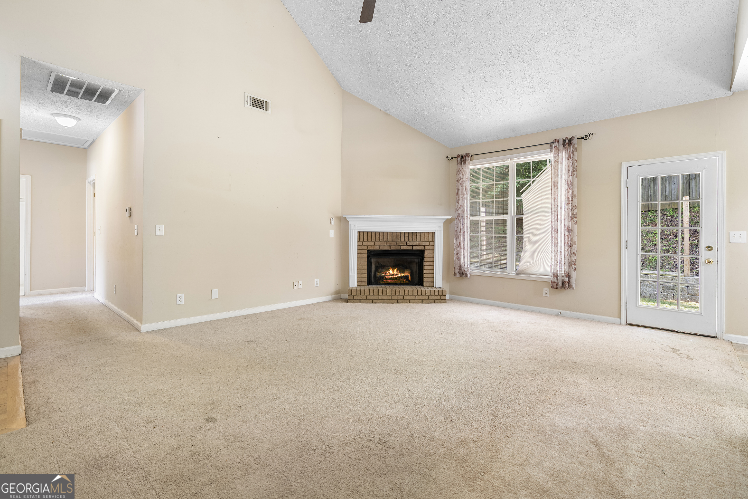 314 Apache Drive