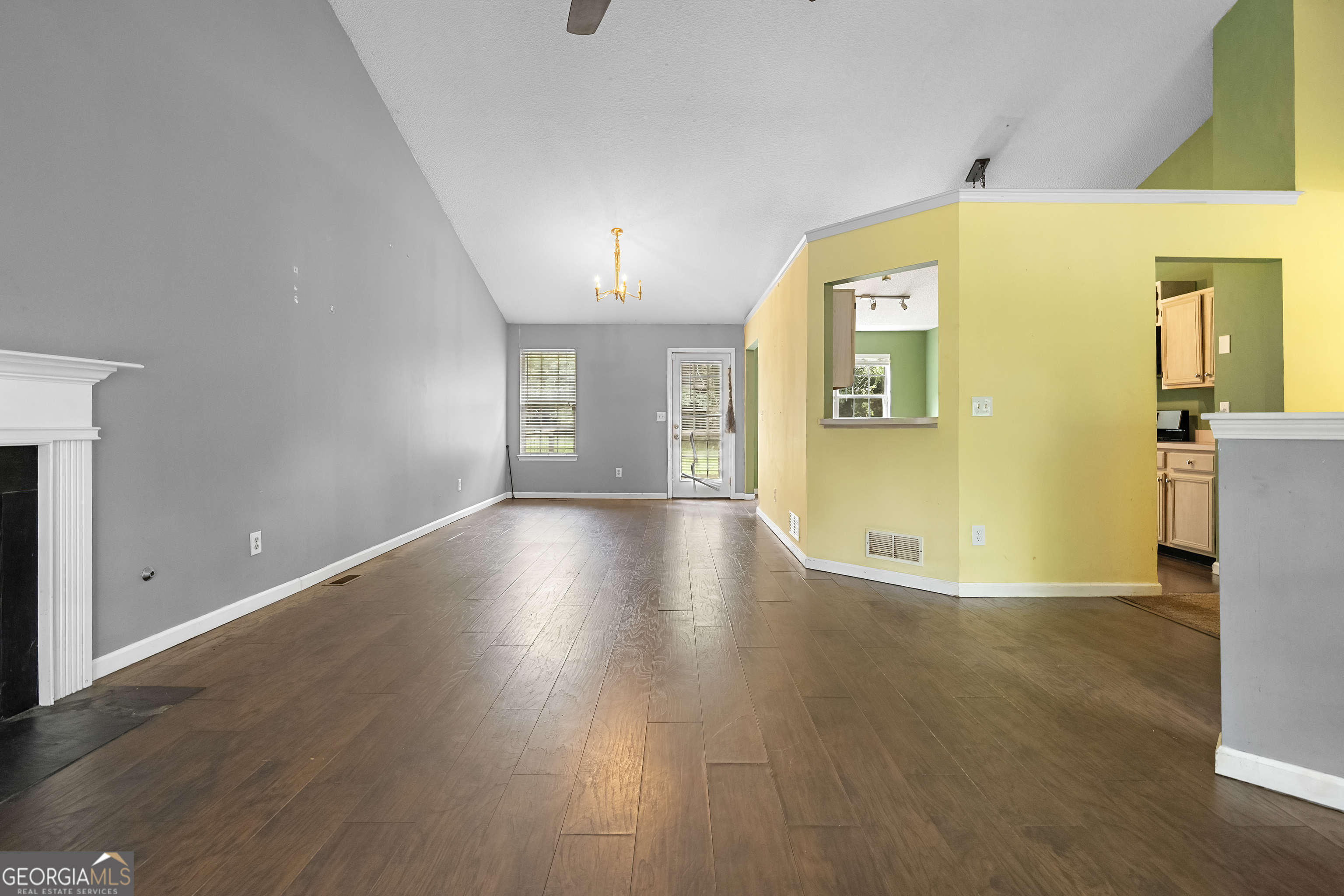 543 Settlers Ridge Lane