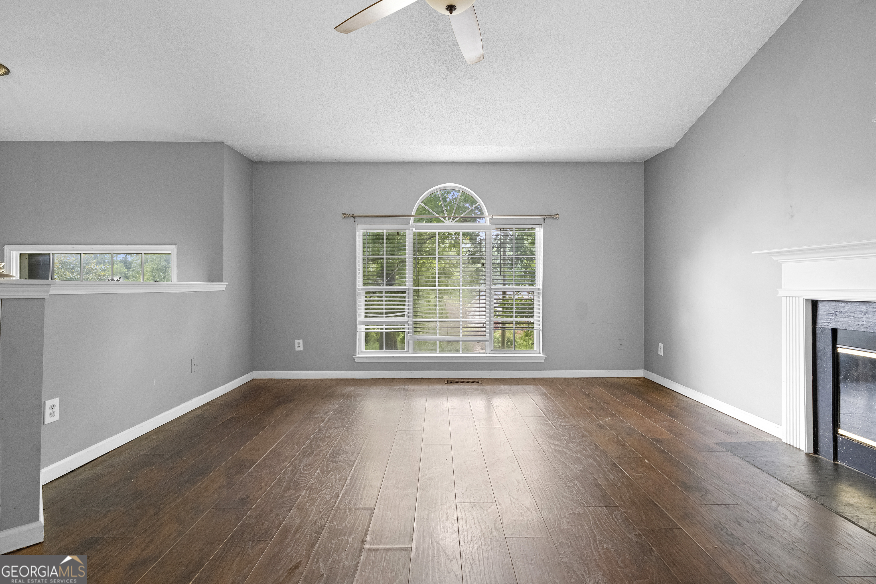 543 Settlers Ridge Lane