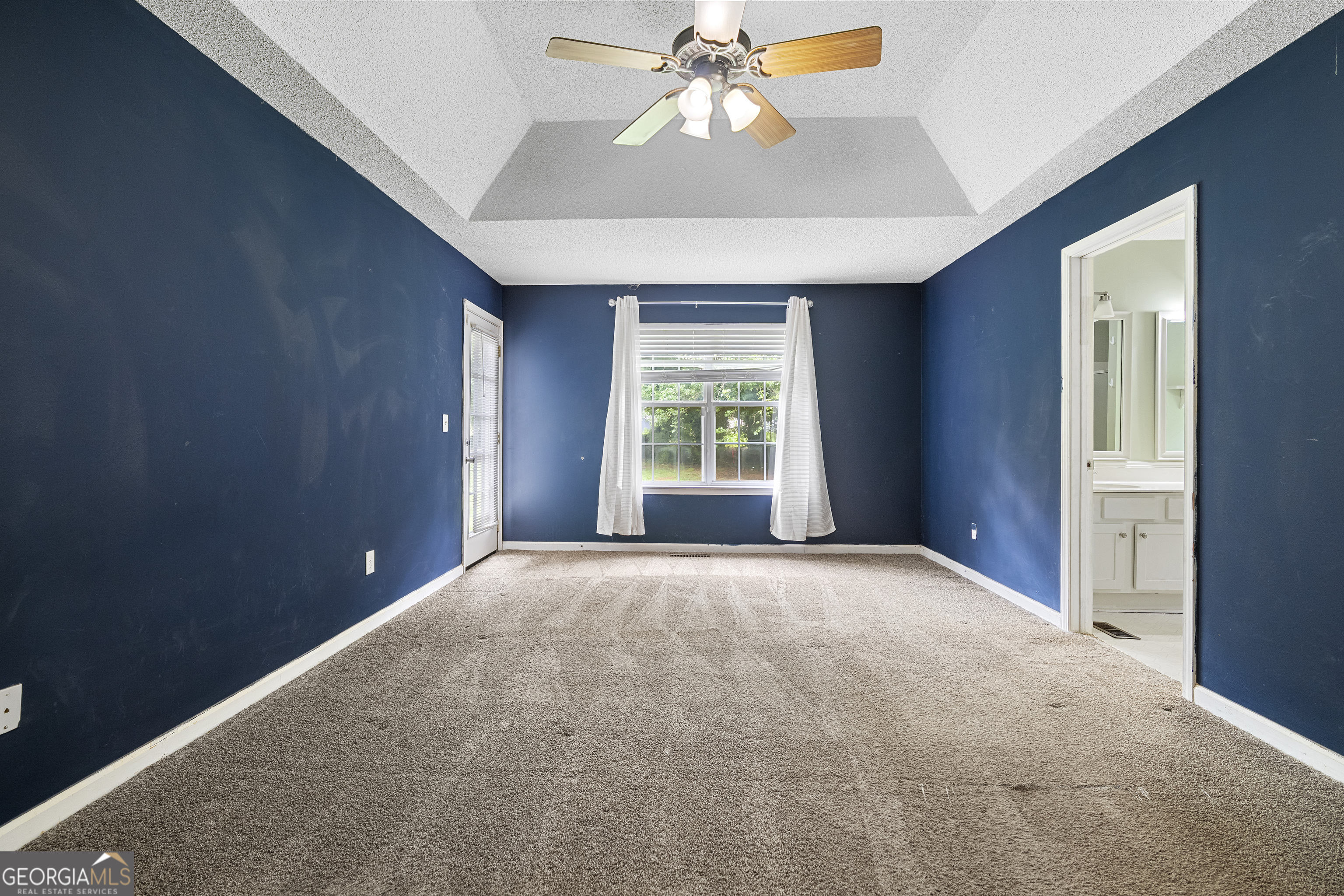 543 Settlers Ridge Lane