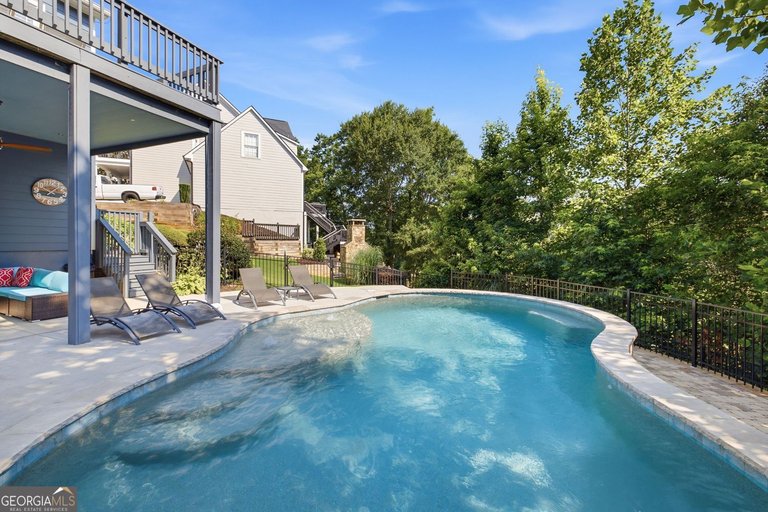 7327 Rocking Chair Lane