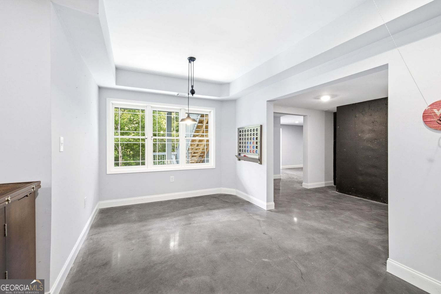 7327 Rocking Chair Lane