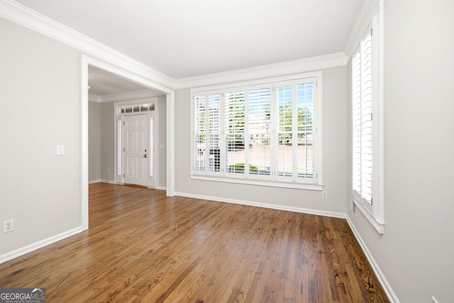 7327 Rocking Chair Lane