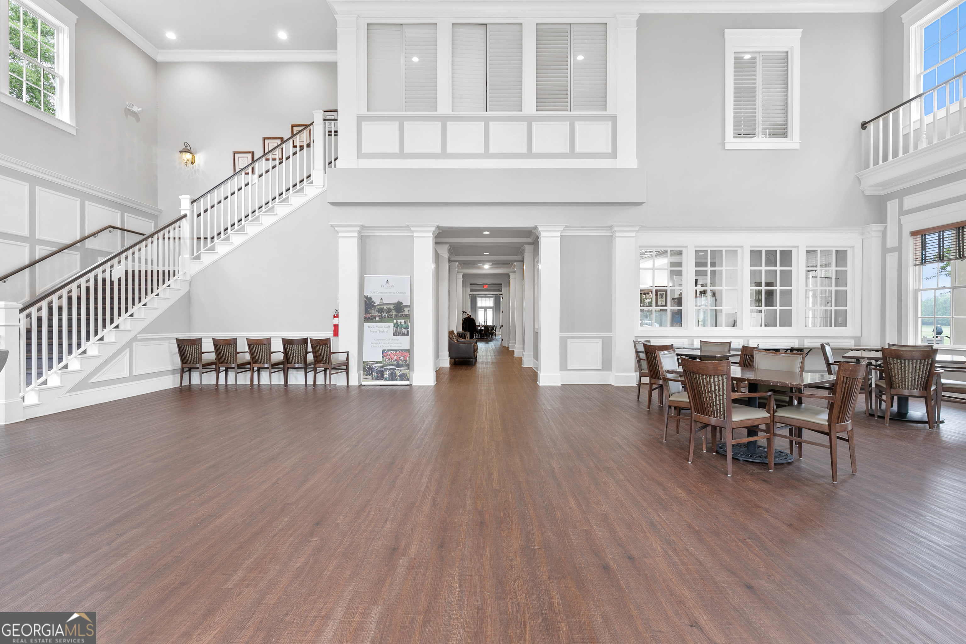 7327 Rocking Chair Lane