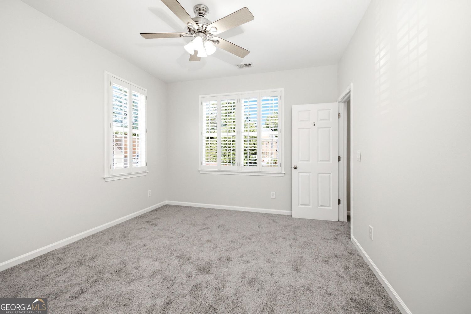 7327 Rocking Chair Lane