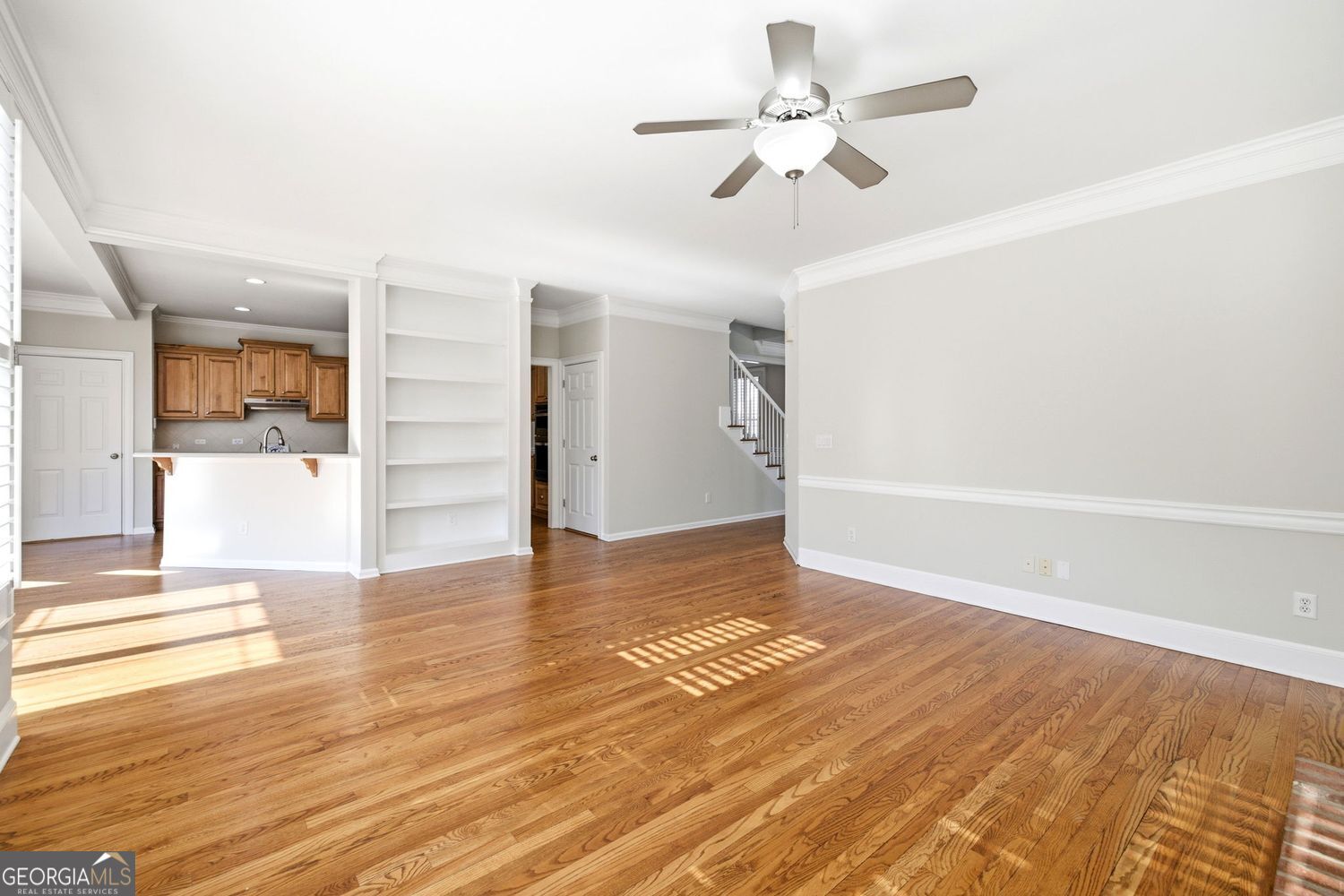 7327 Rocking Chair Lane