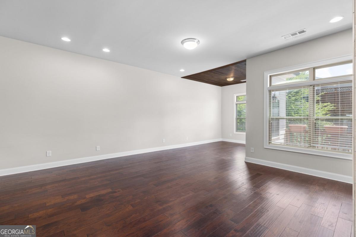 4147 Township Parkway