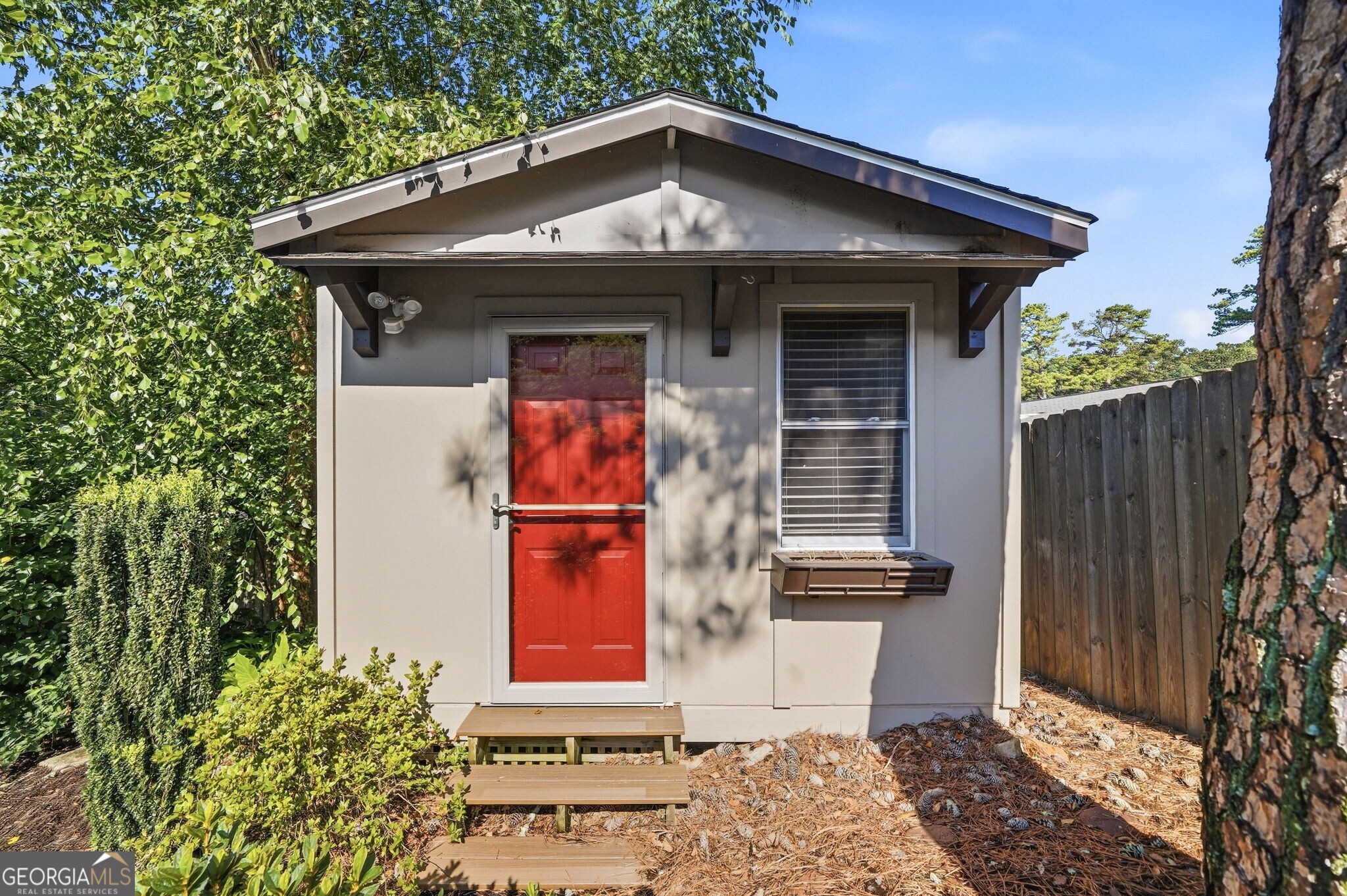 1642 Moncrief Circle