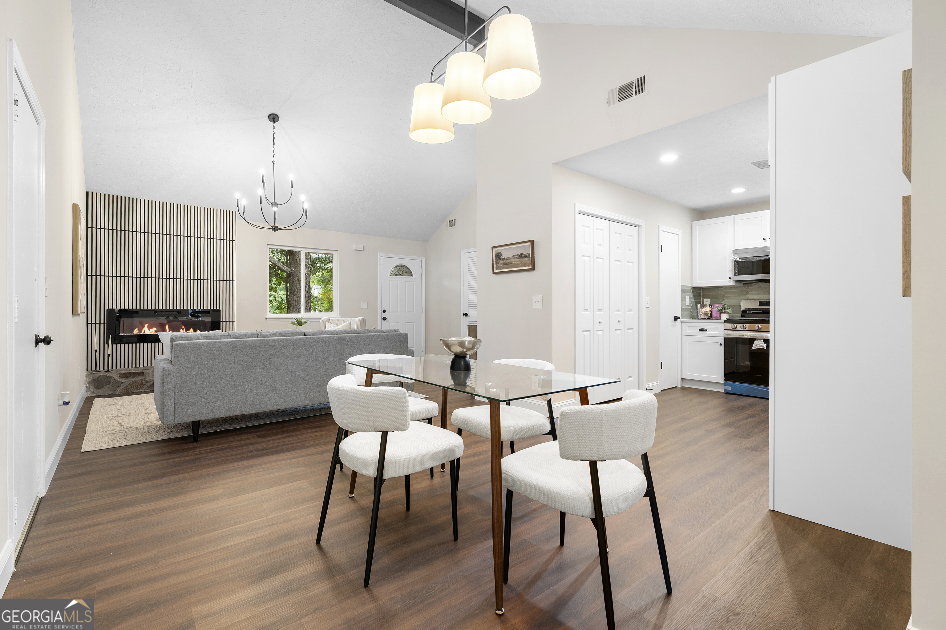 1252 Sherwood Drive