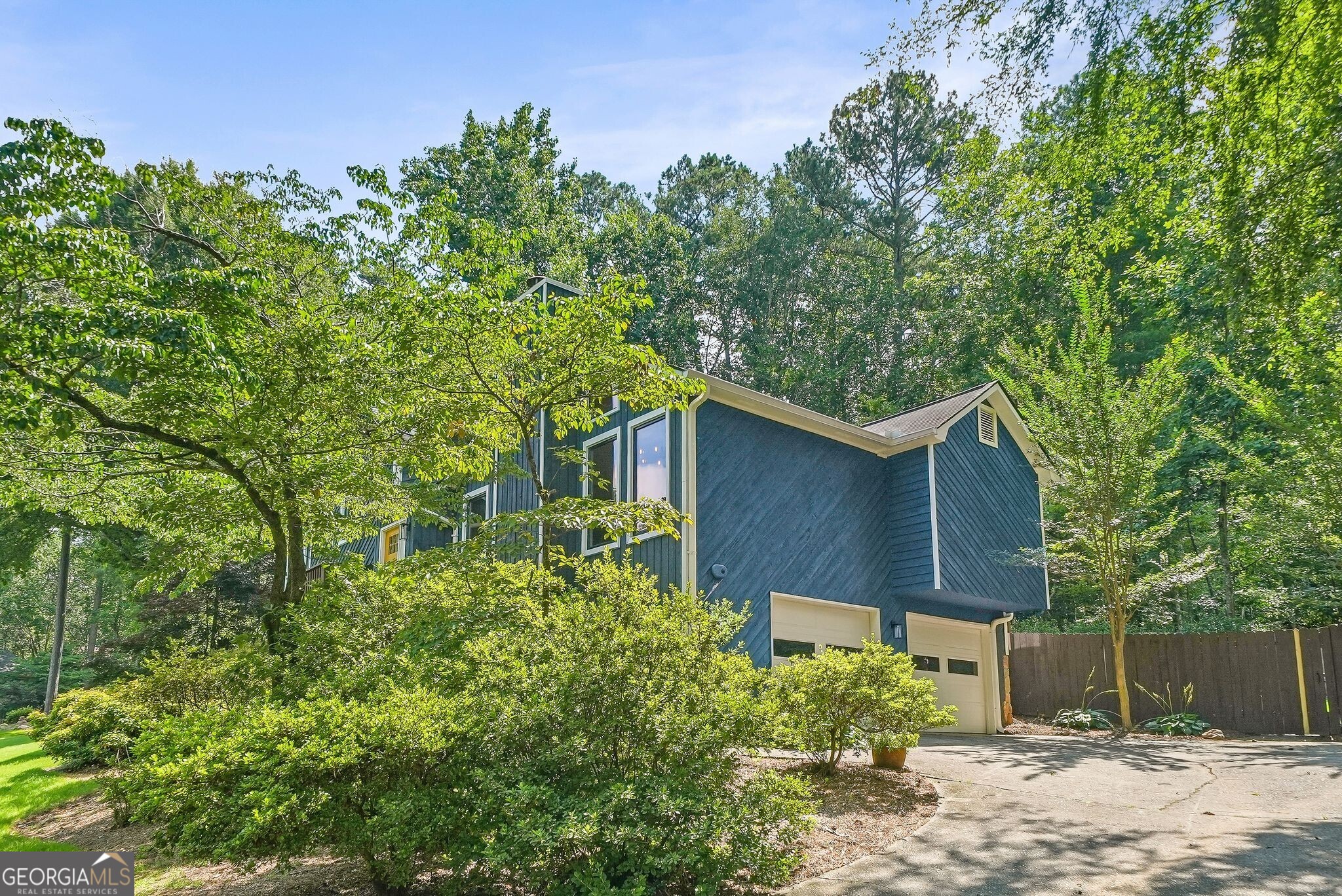 465 Roswell Hills Place