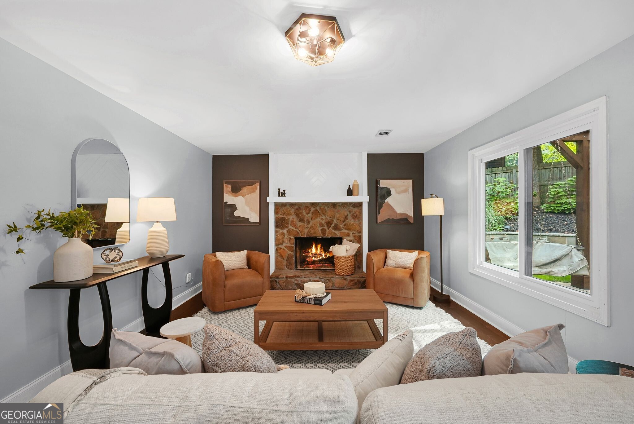 465 Roswell Hills Place