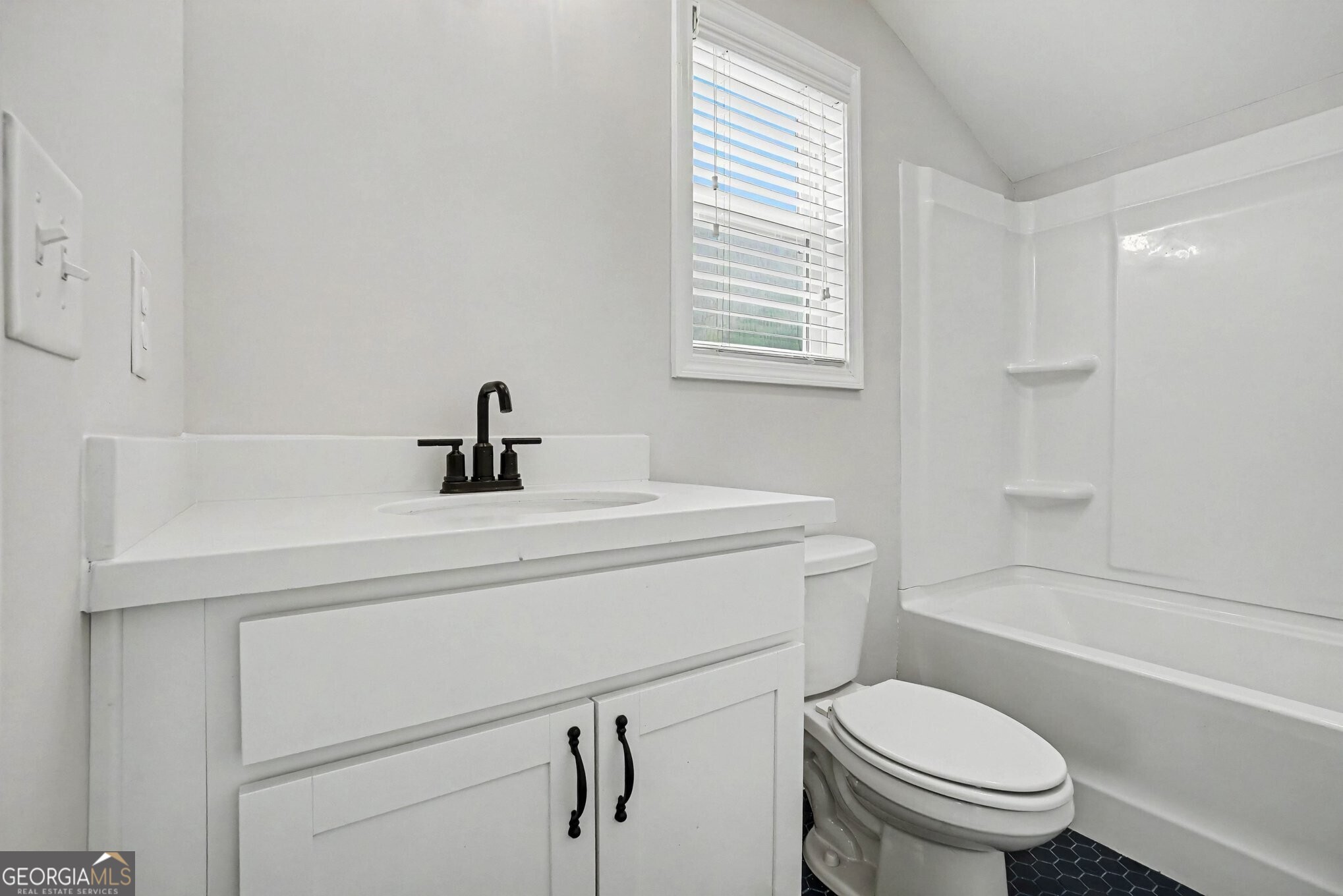3723 Silvery Way