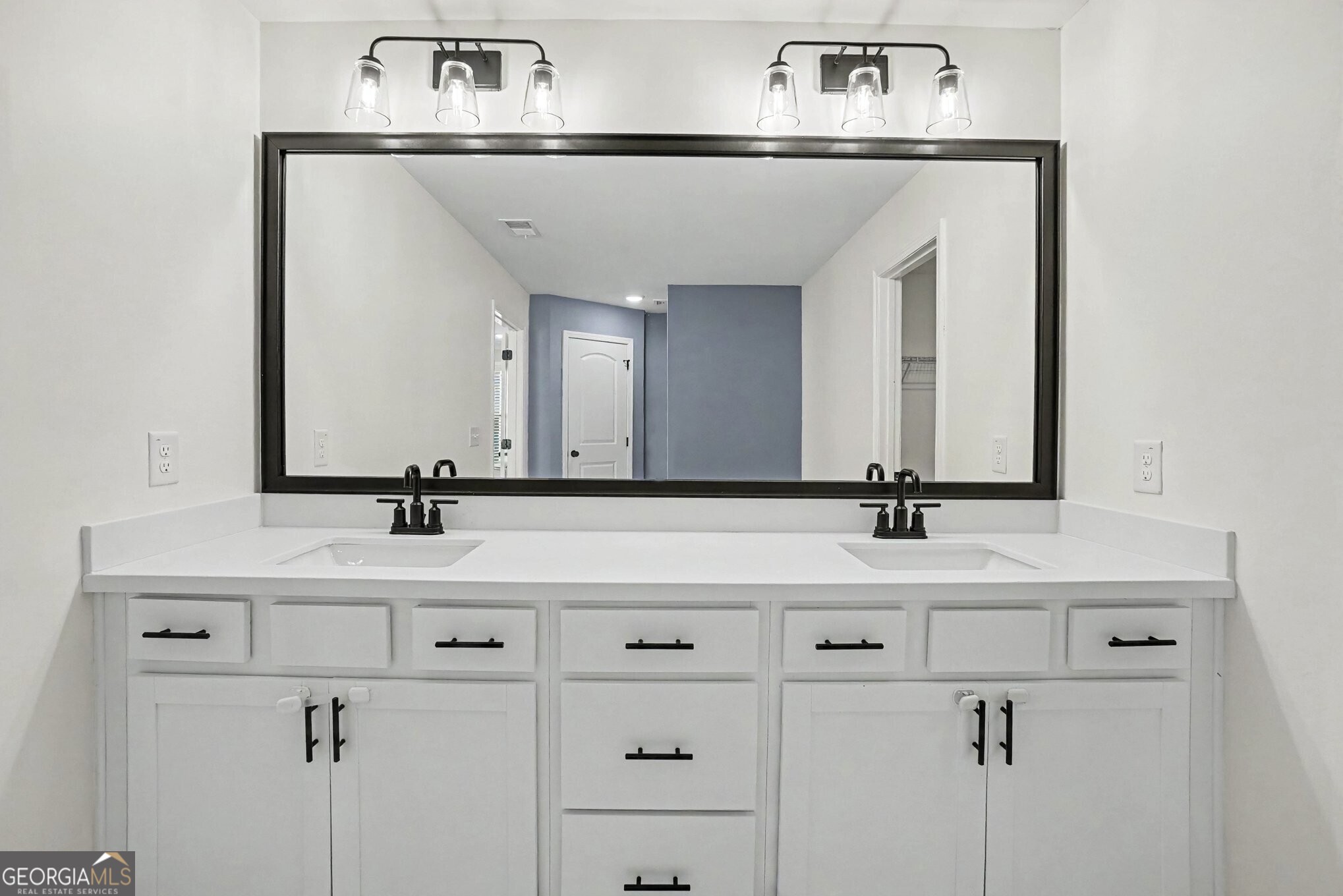 3723 Silvery Way