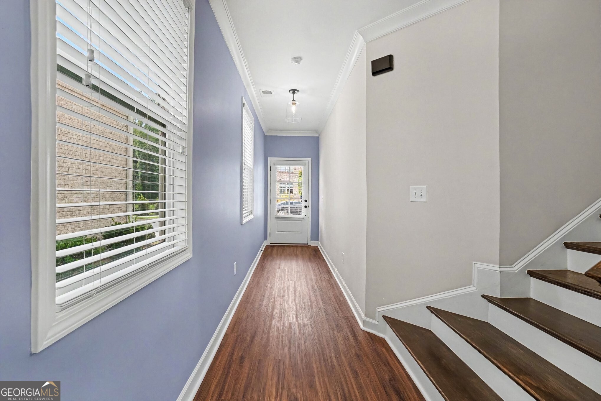 3723 Silvery Way