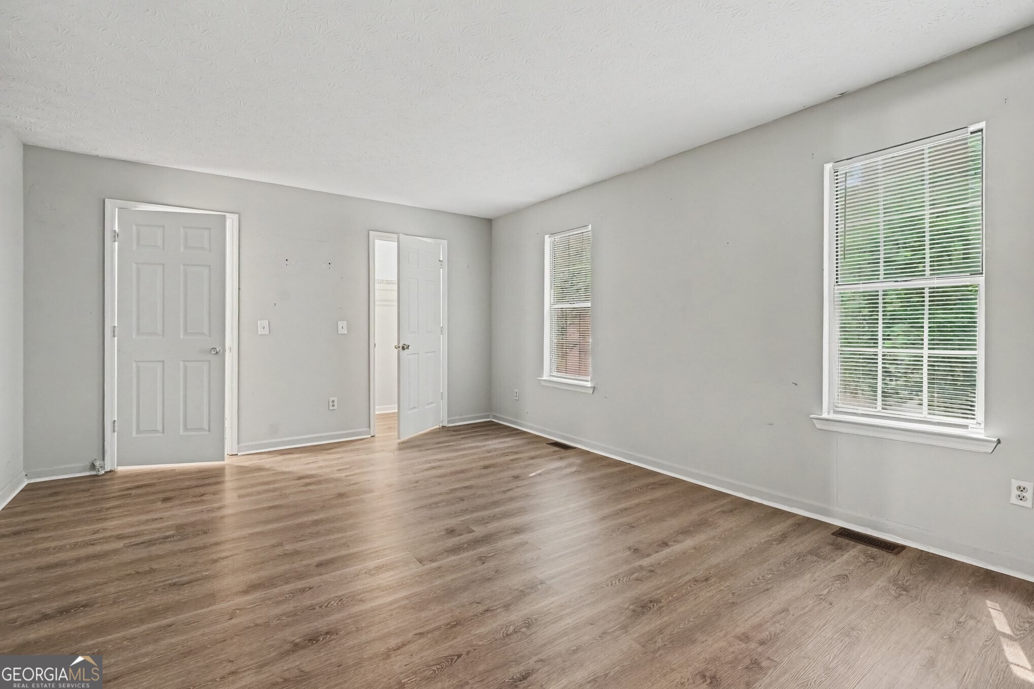 2058 Charter Lane