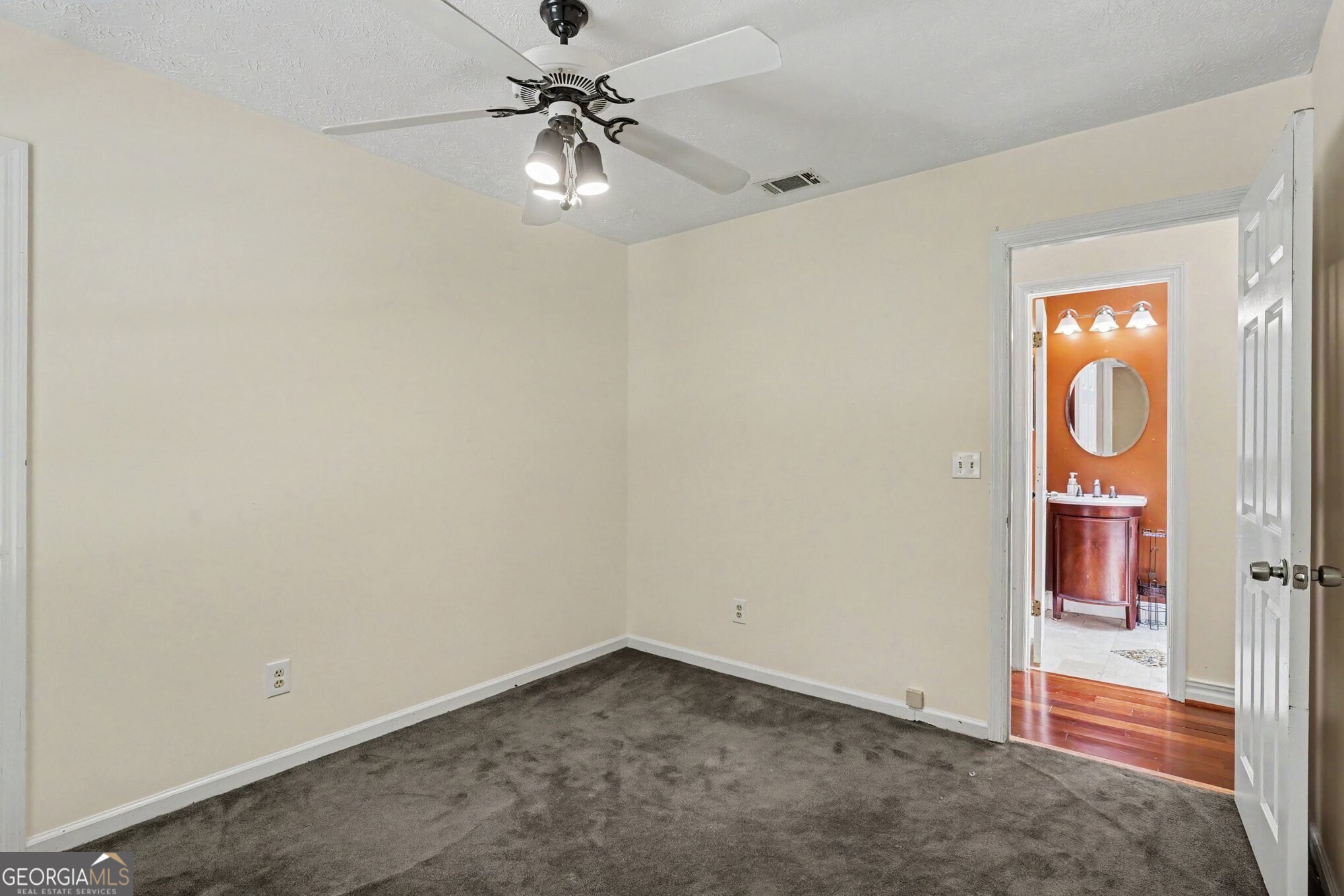 10035 Point View Drive