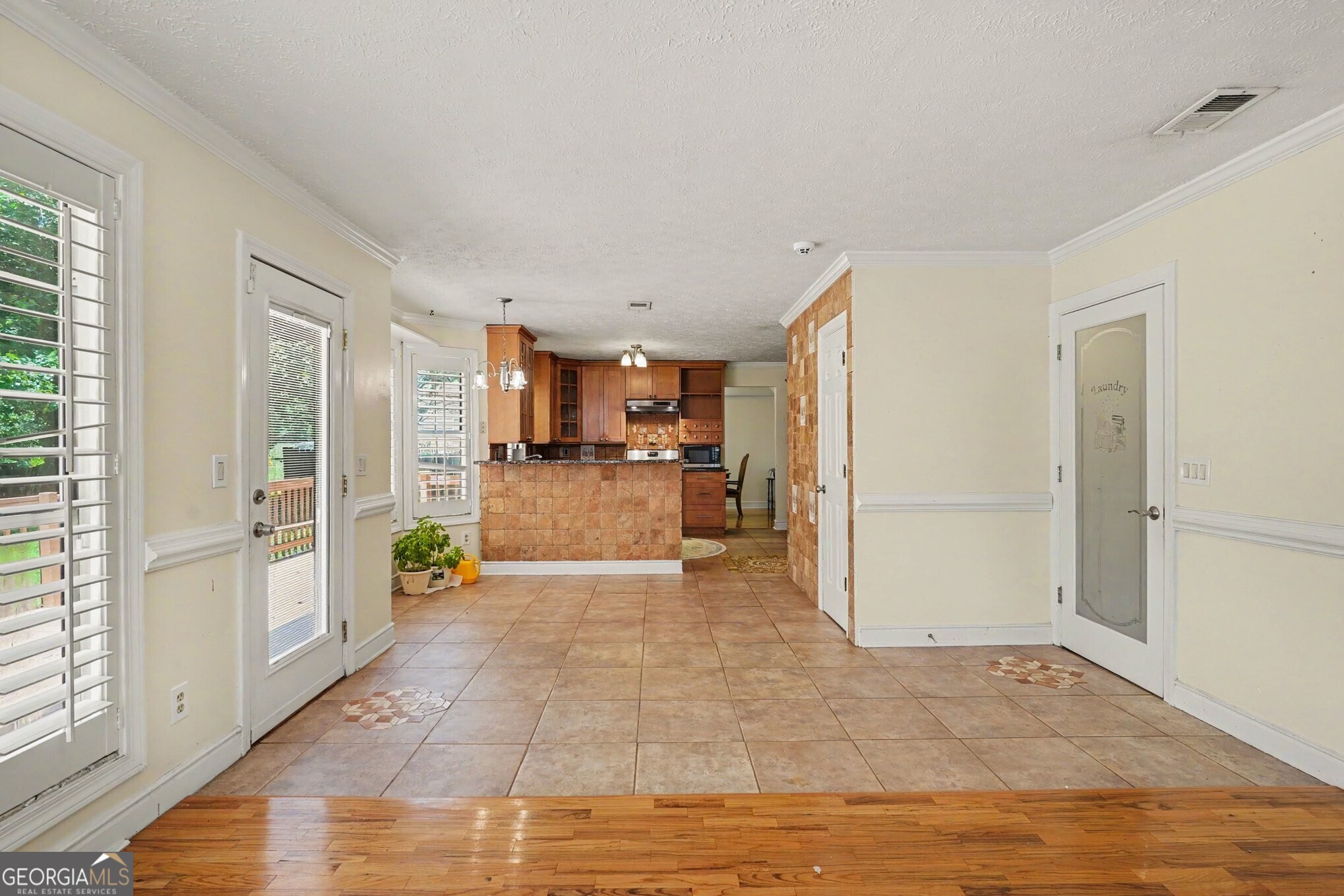 10035 Point View Drive