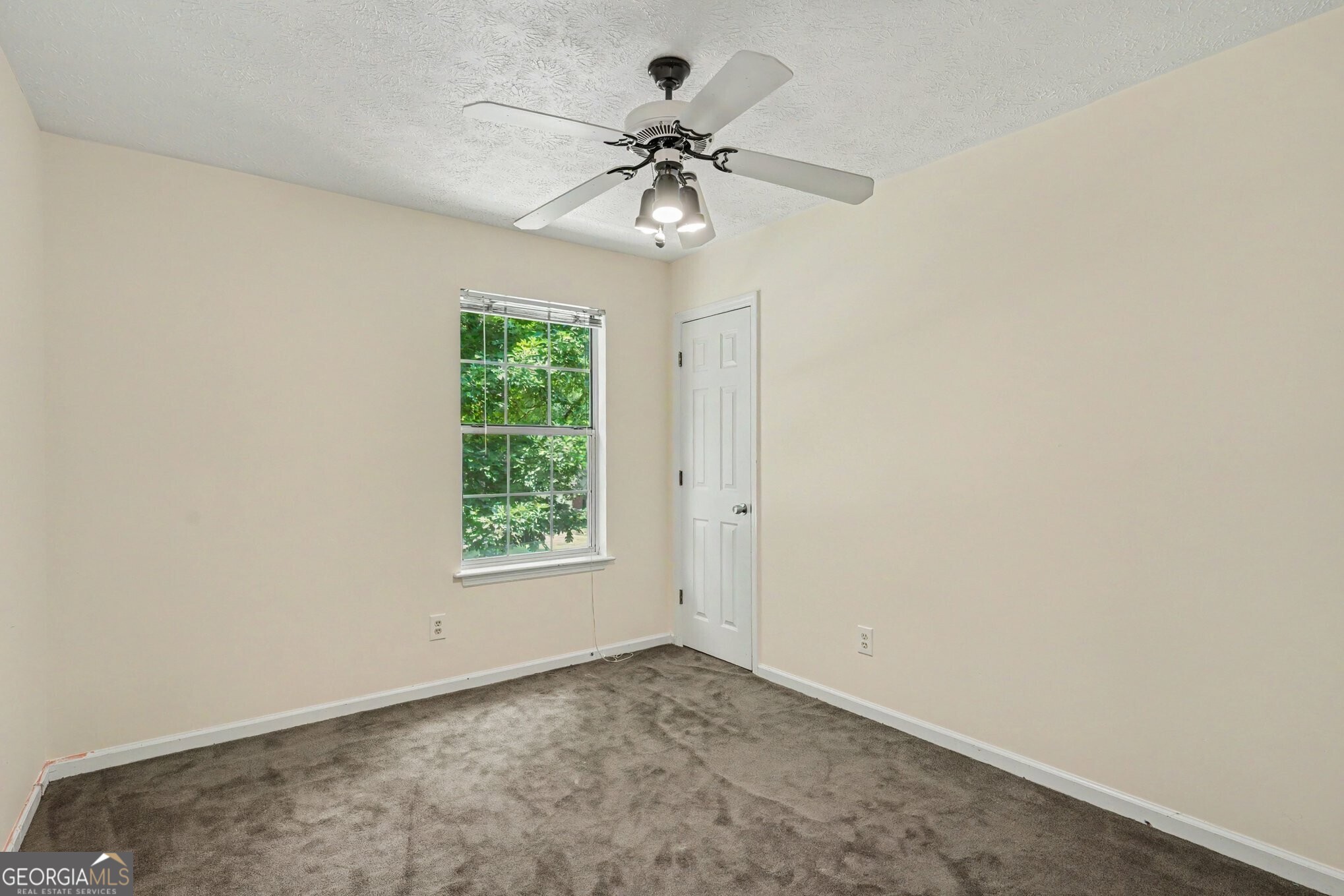 10035 Point View Drive
