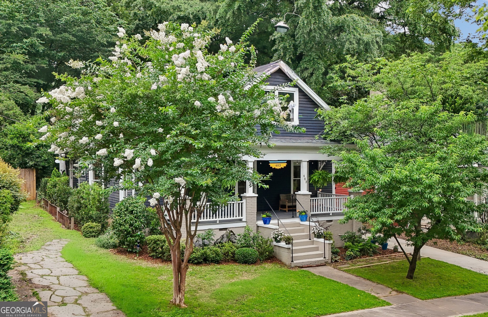 483 Waldo Street SE