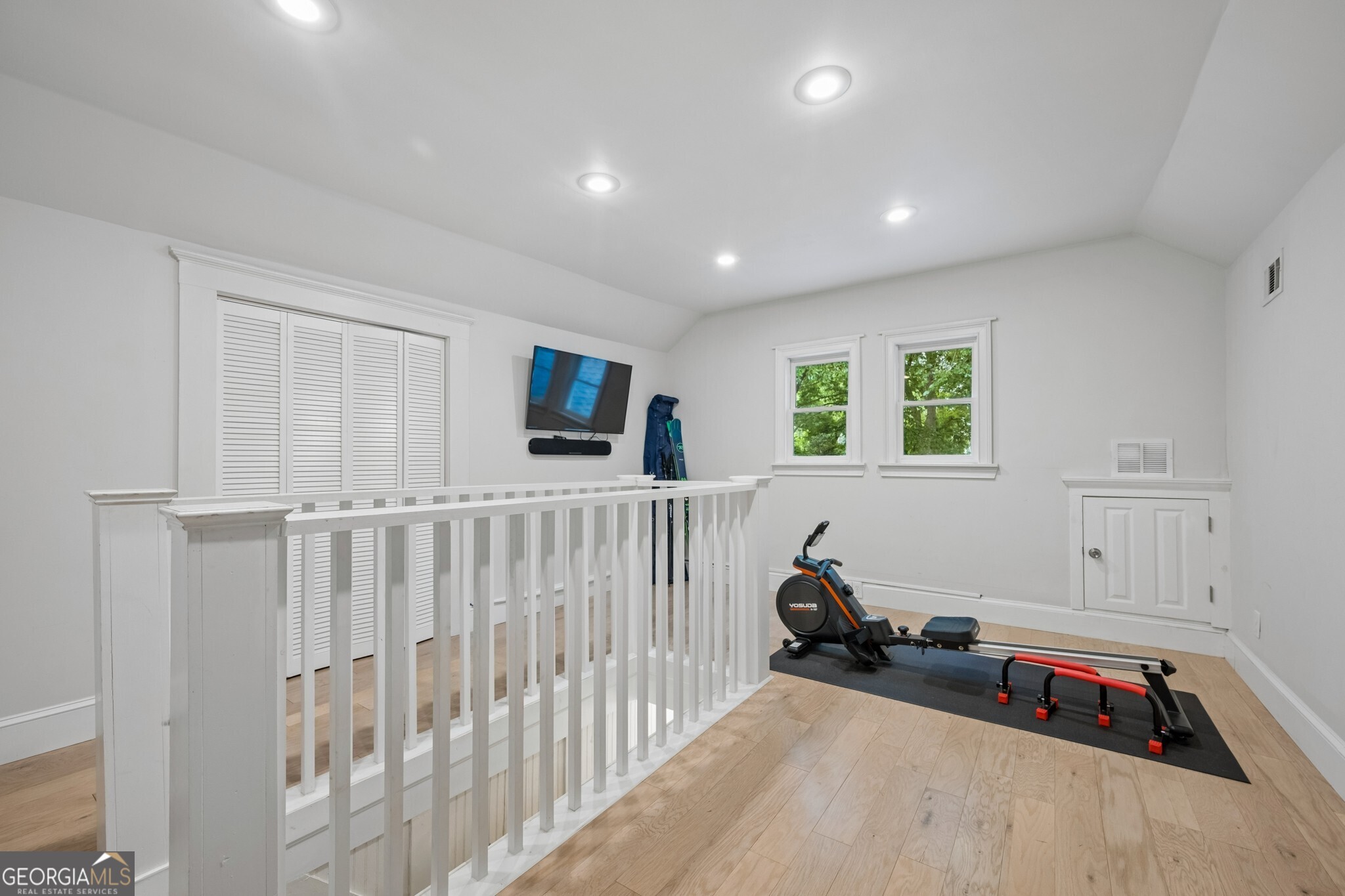 483 Waldo Street SE