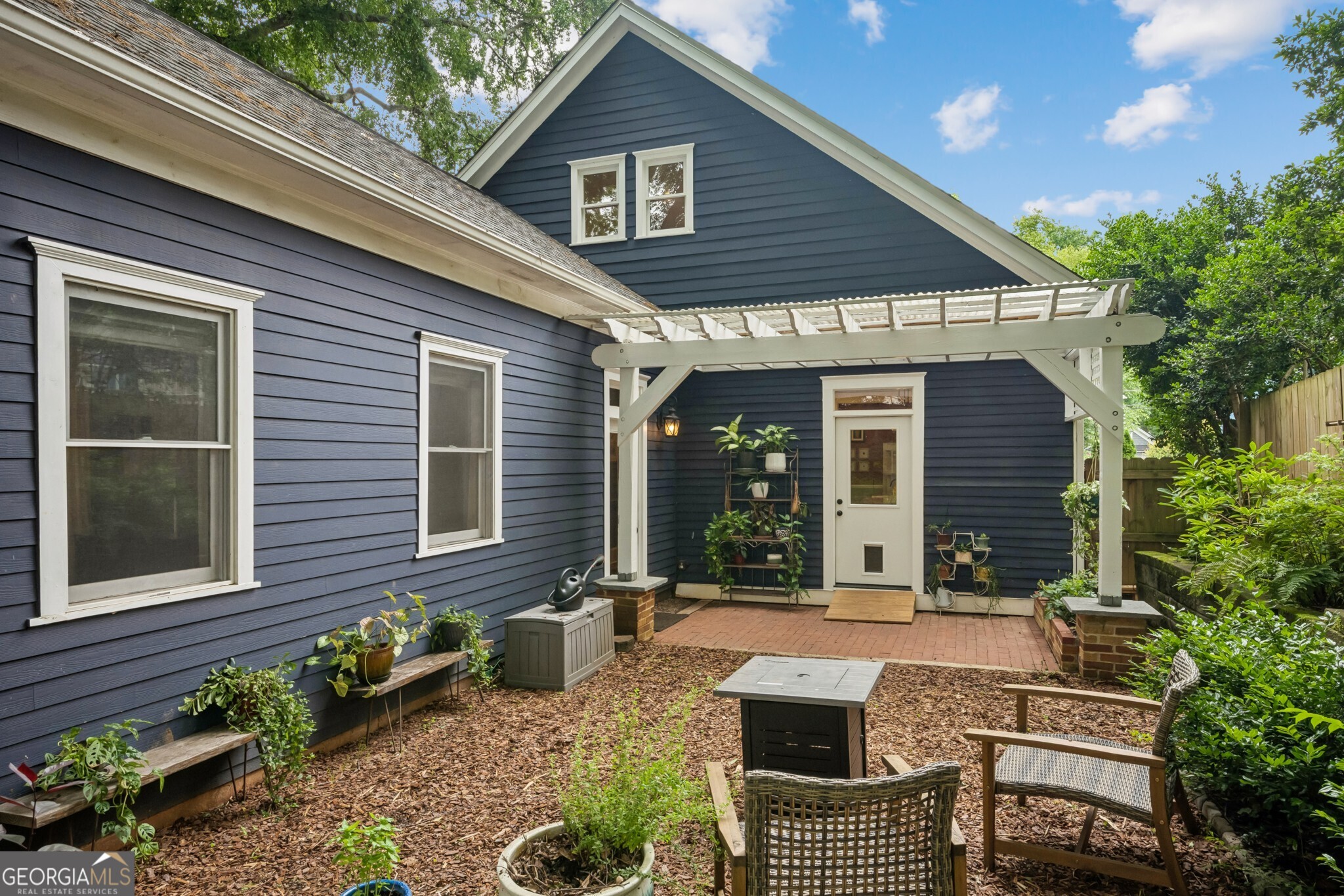 483 Waldo Street SE