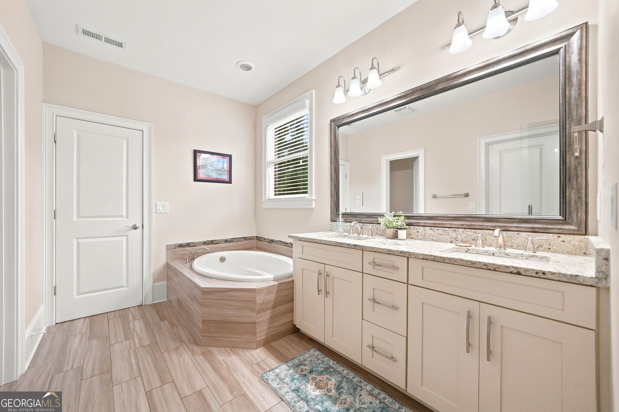 3457 Brookleigh Lane NE