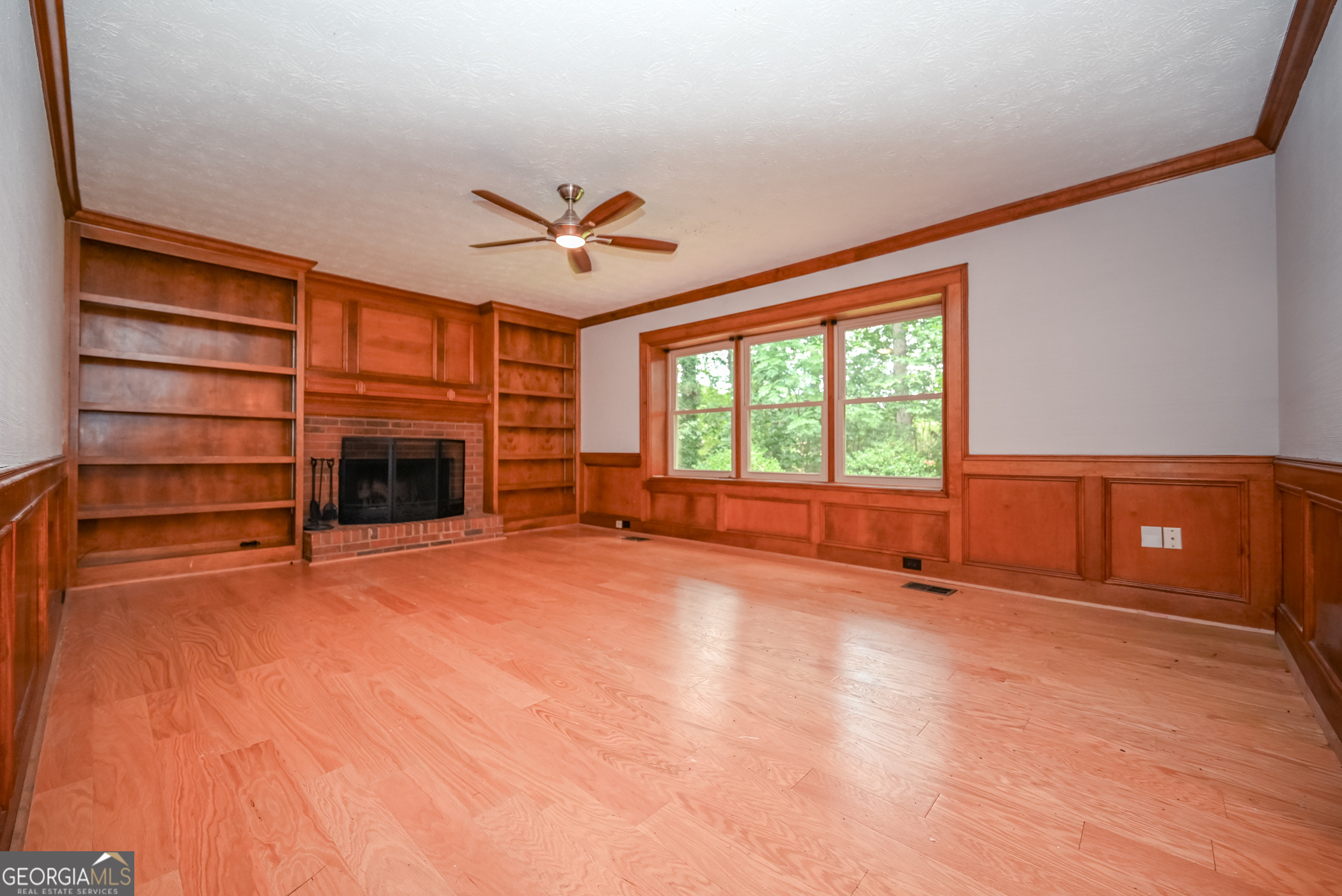 1194 Lassiter Drive