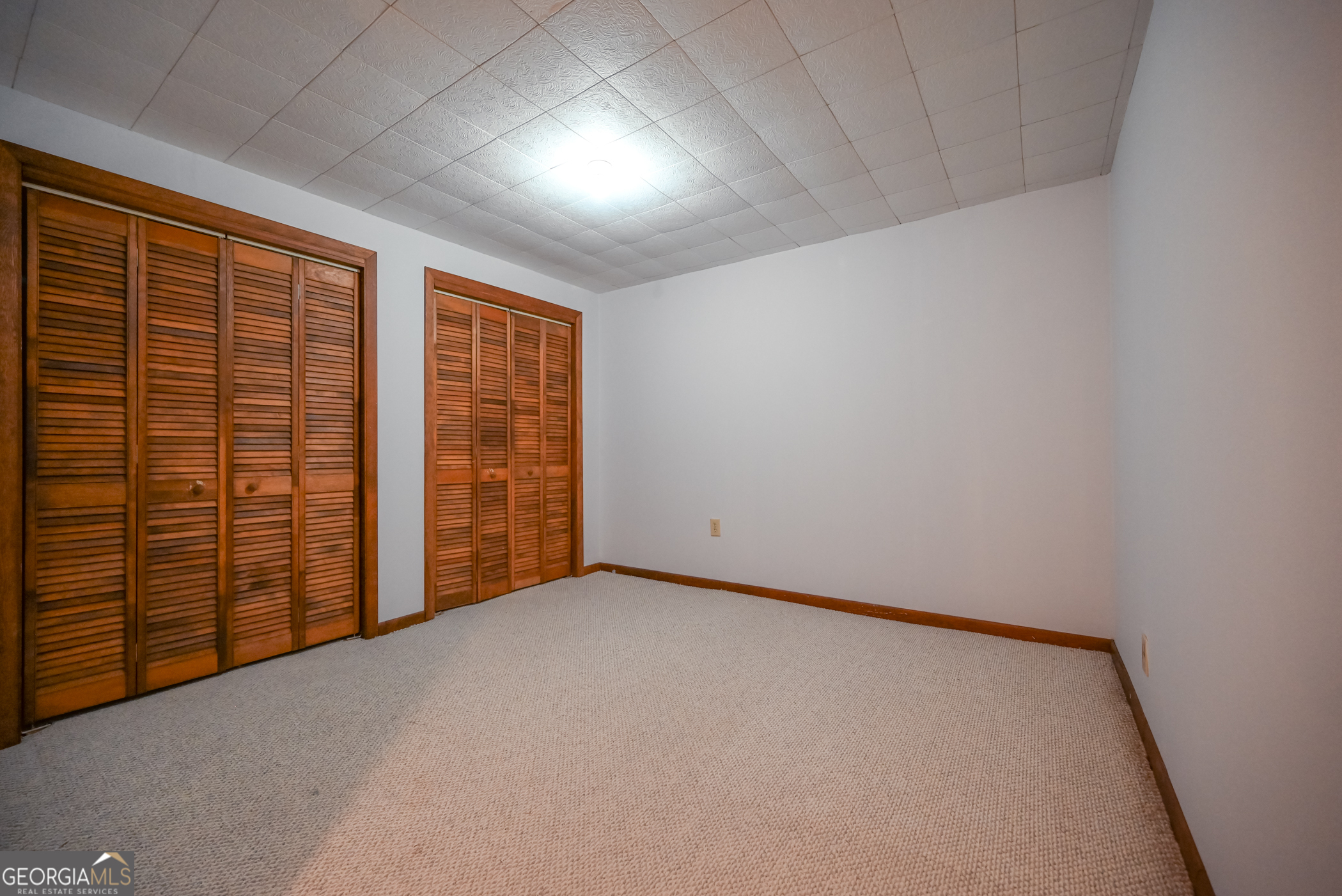 1194 Lassiter Drive