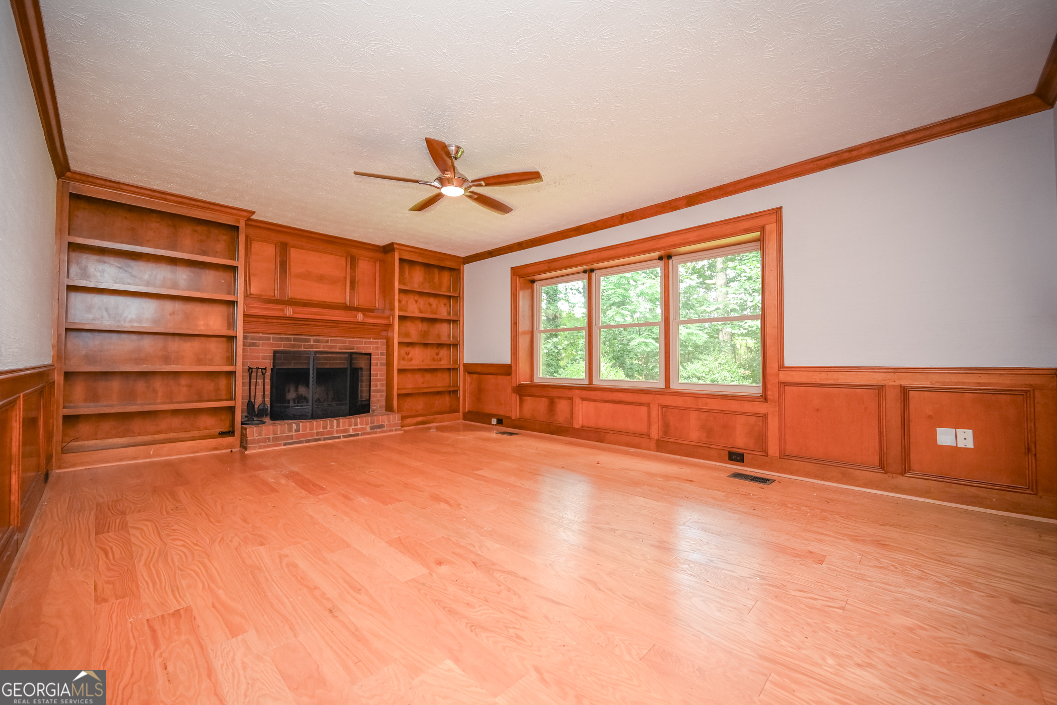1194 Lassiter Drive